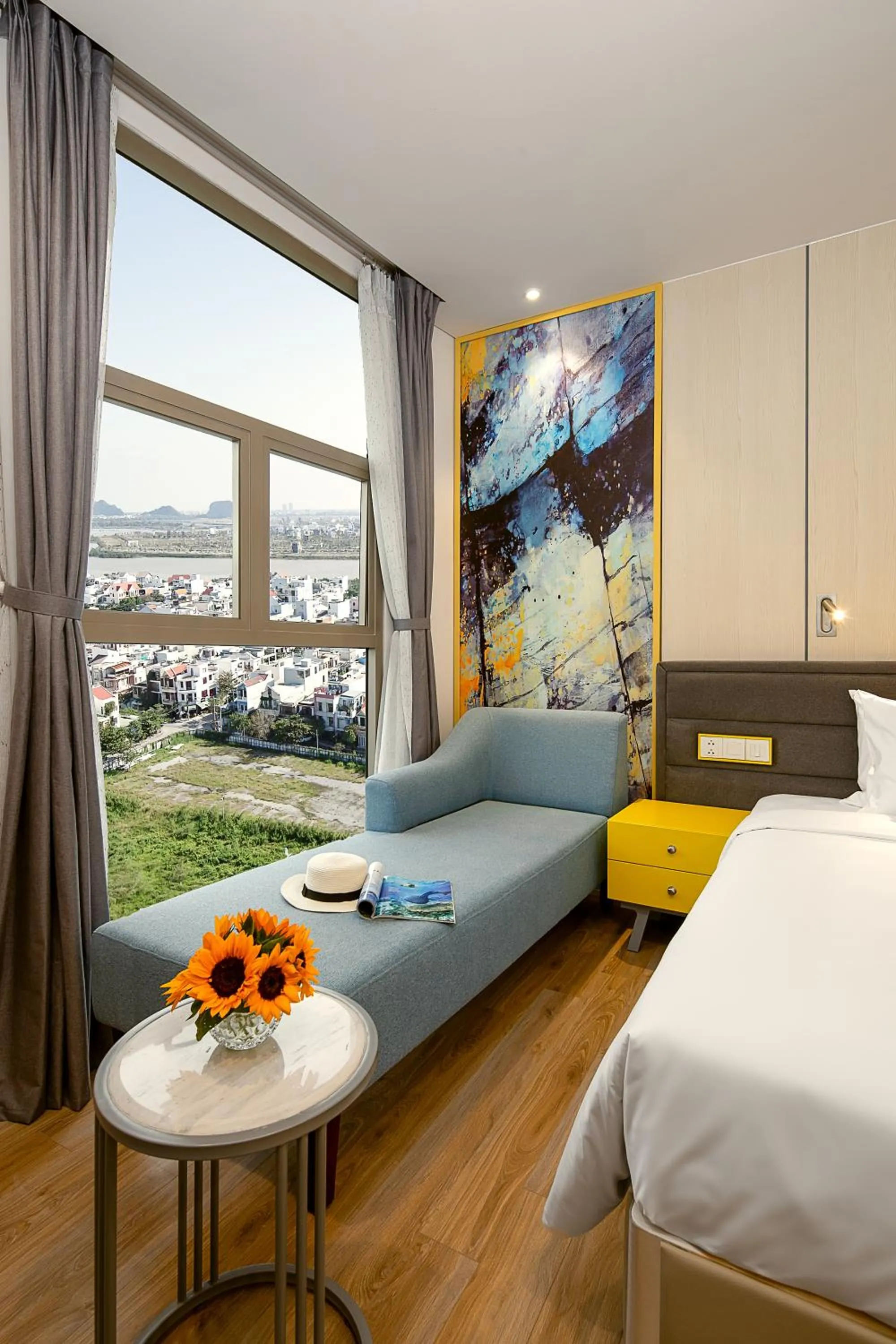 Deluxe Twin Room in Grand Citiview Da Nang Hotel