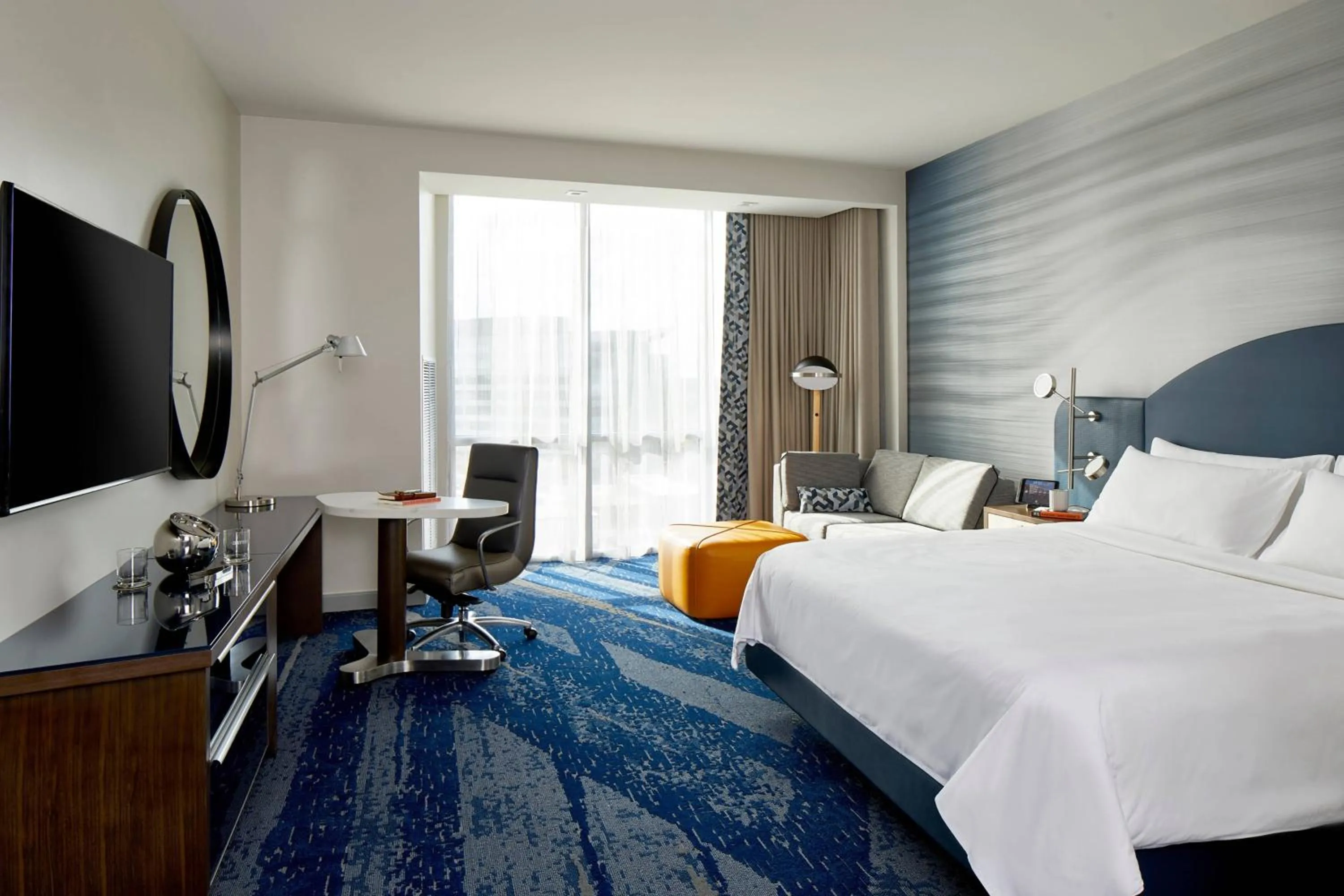 King Room - Hearing Accessible in The Daytona, Autograph Collection