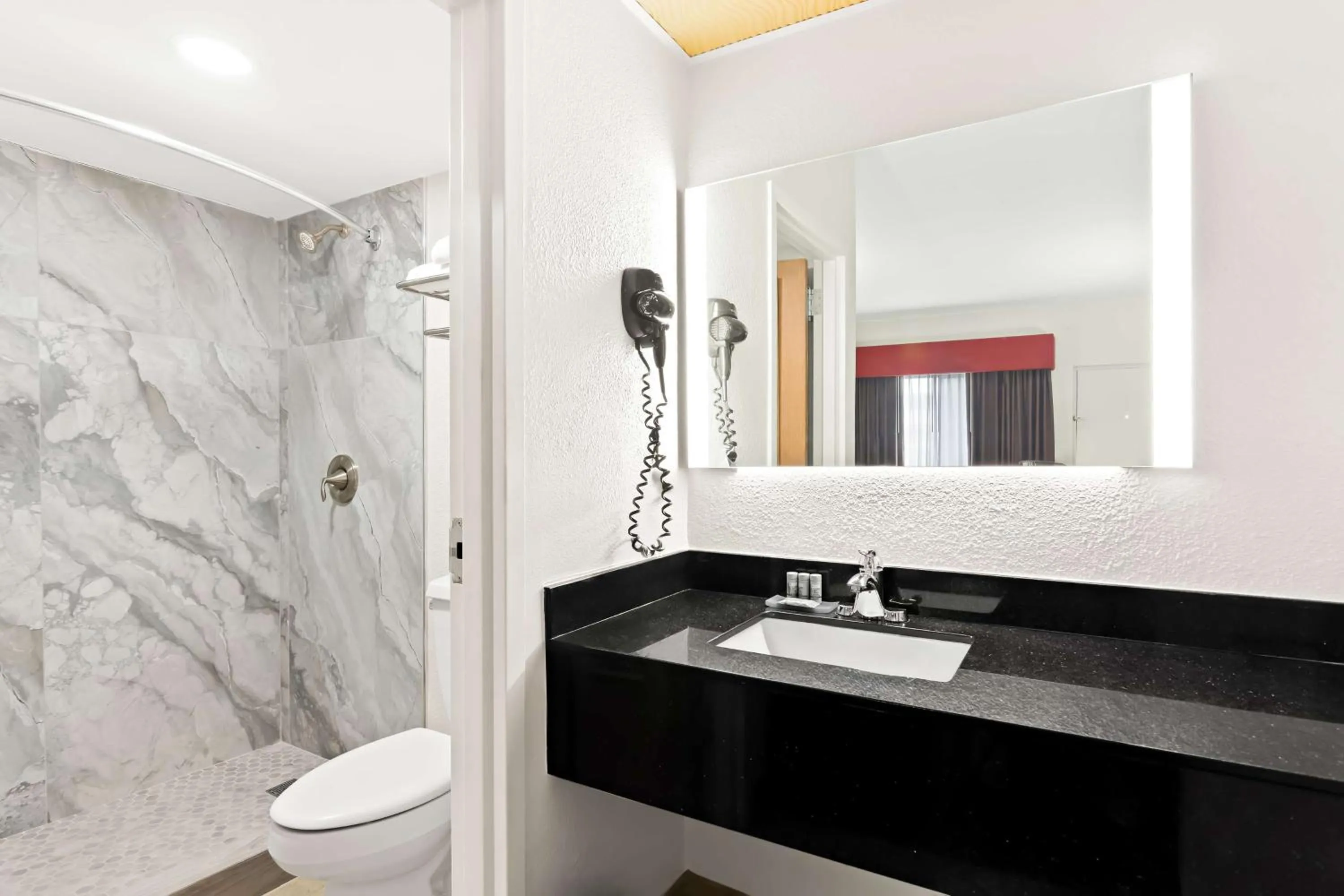 Double Room with Two Double Beds - Non-Smoking - Upper Floor in Best Western Lake Okeechobee