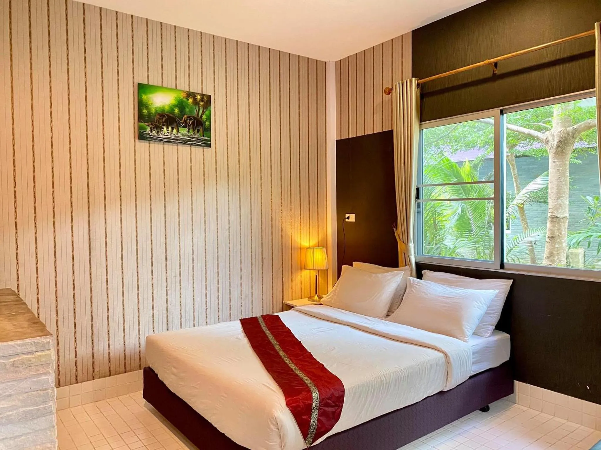 Standard Double Room with Air-Con in Canal Resort