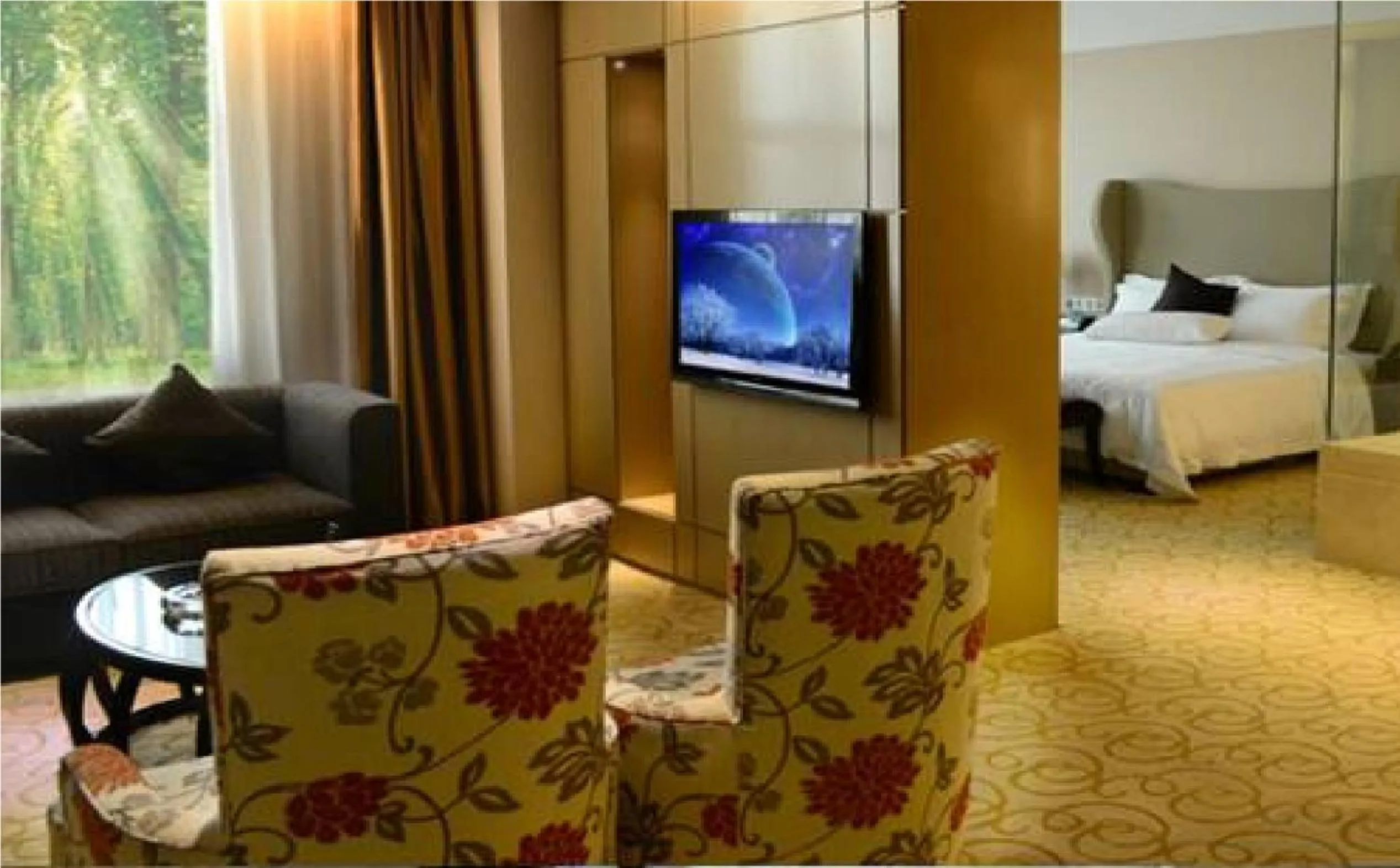 Deluxe Suite in Shenzhen Shuidu Holiday Hotel, North Railway Station