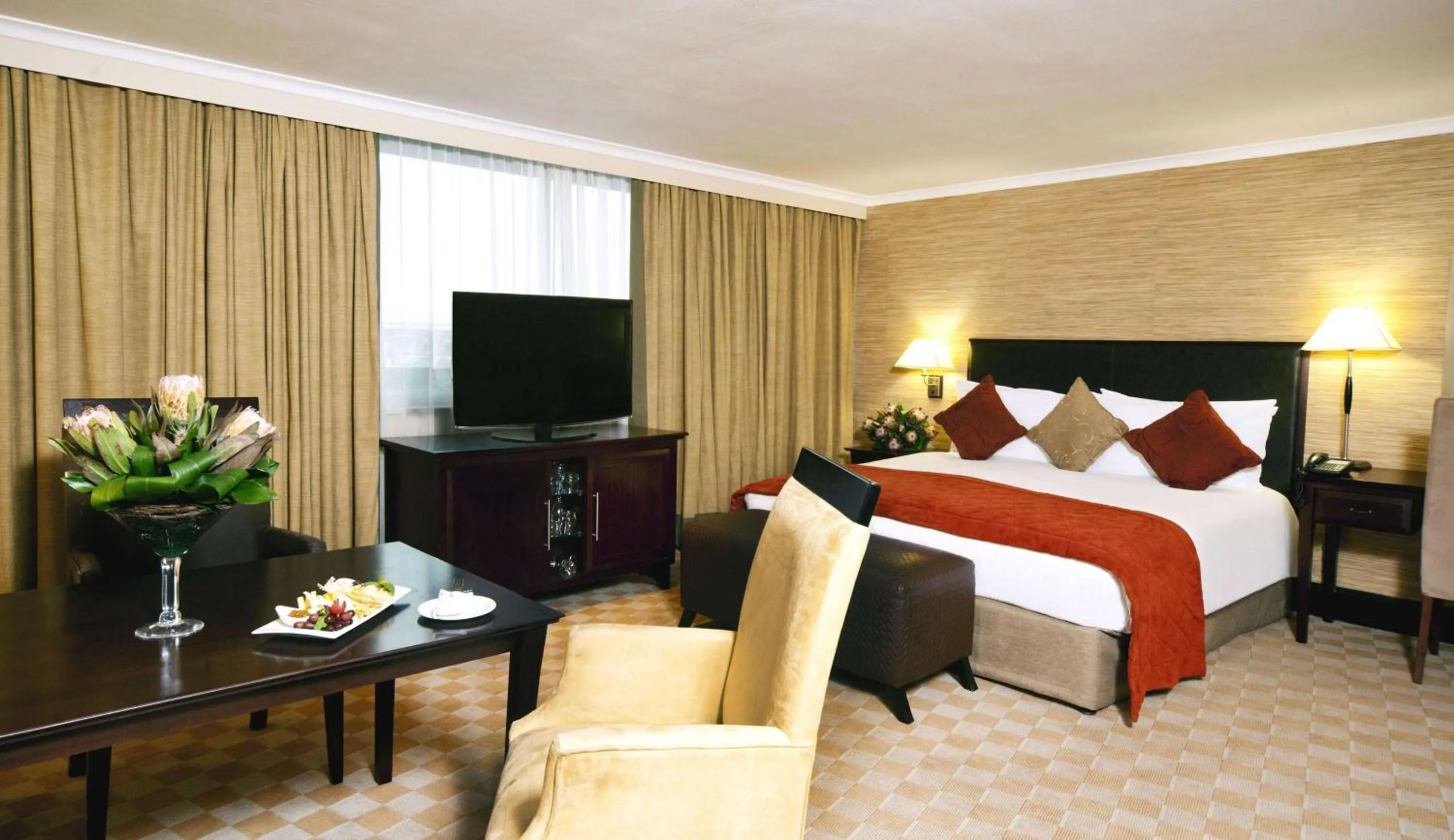 Executive Room Non-Smoking in Southern Sun OR Tambo International Airport