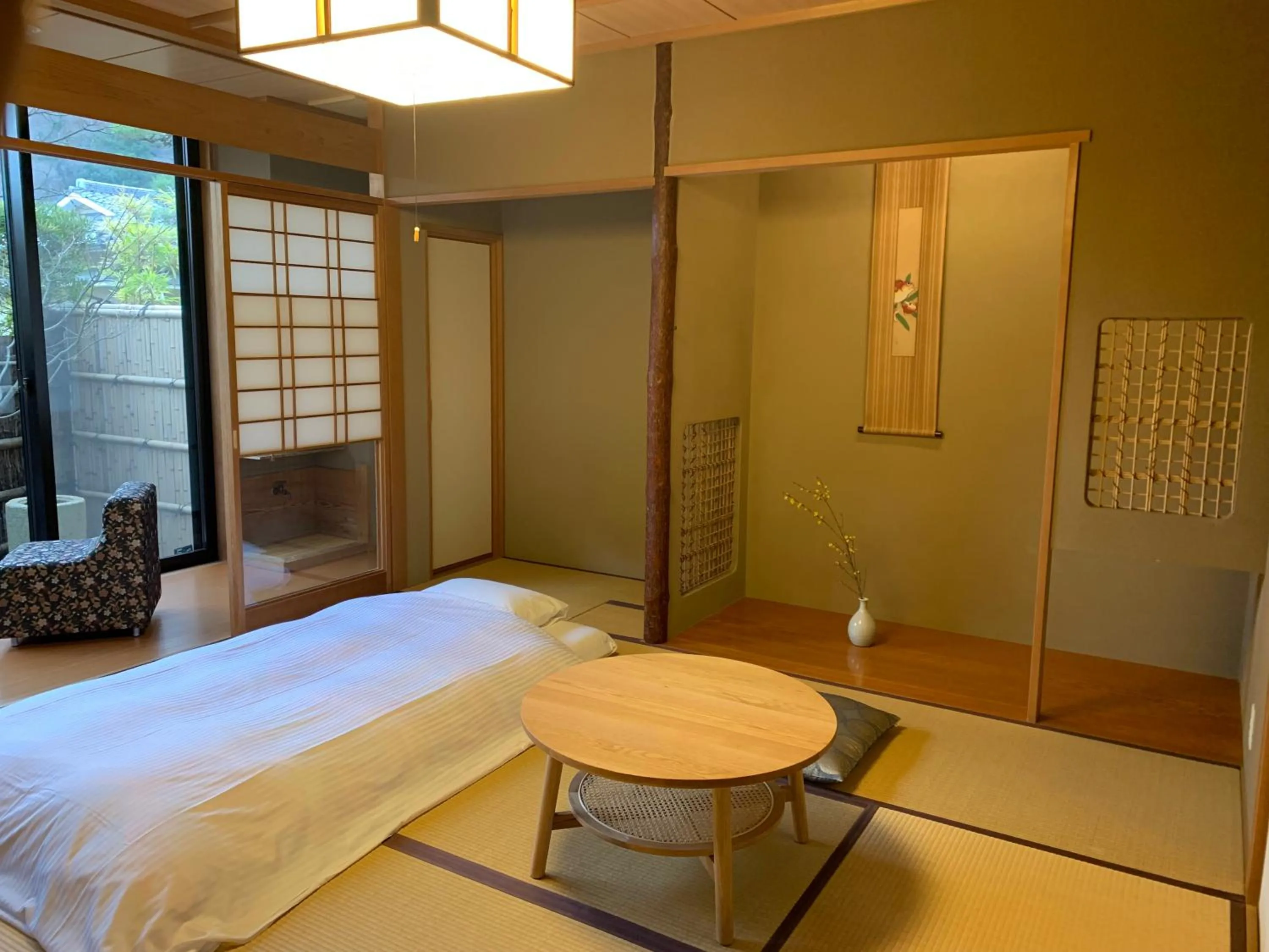 Single Room with Bath - single occupancy in Rangetsu