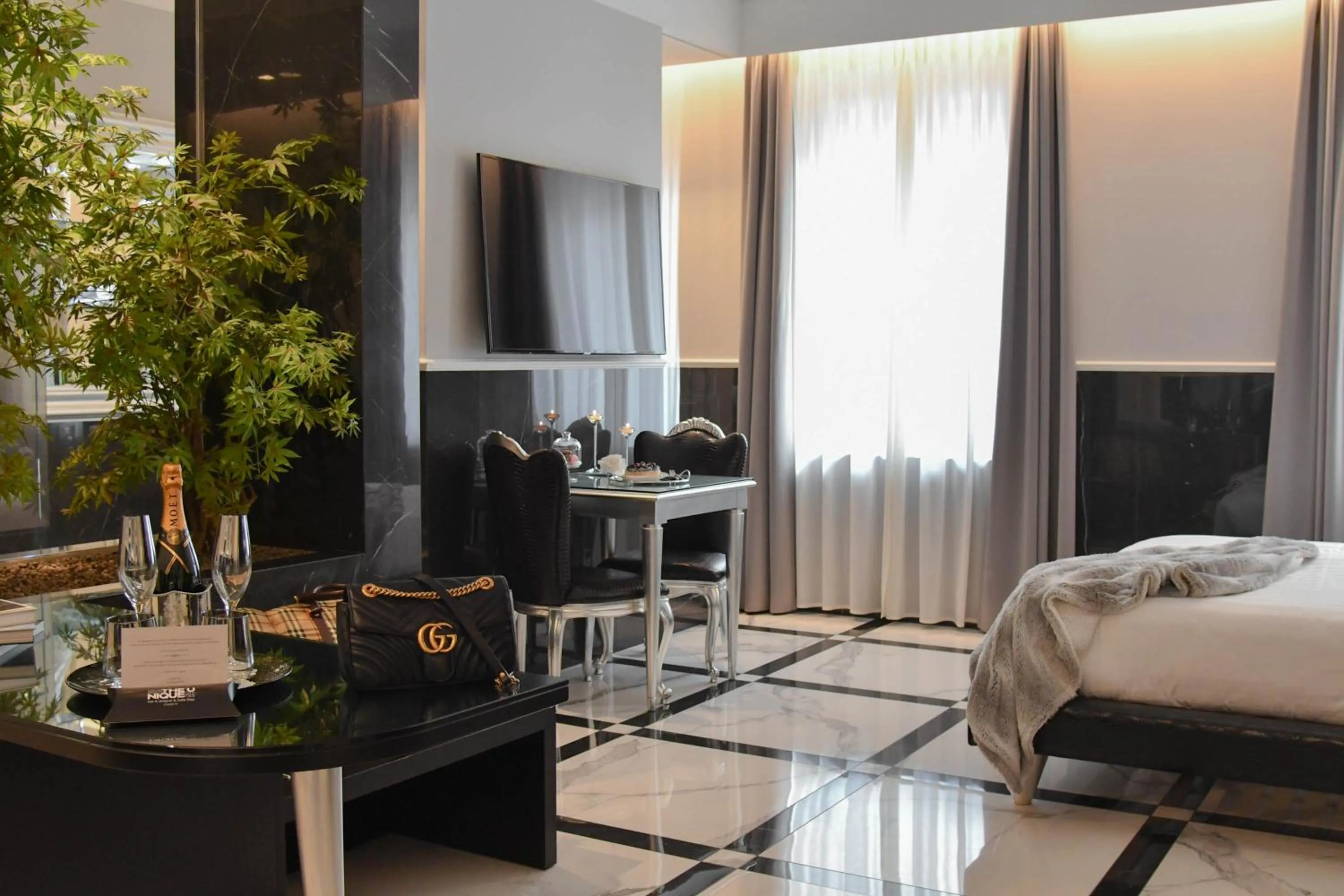 Deluxe Suite in The Unique Brera Suites