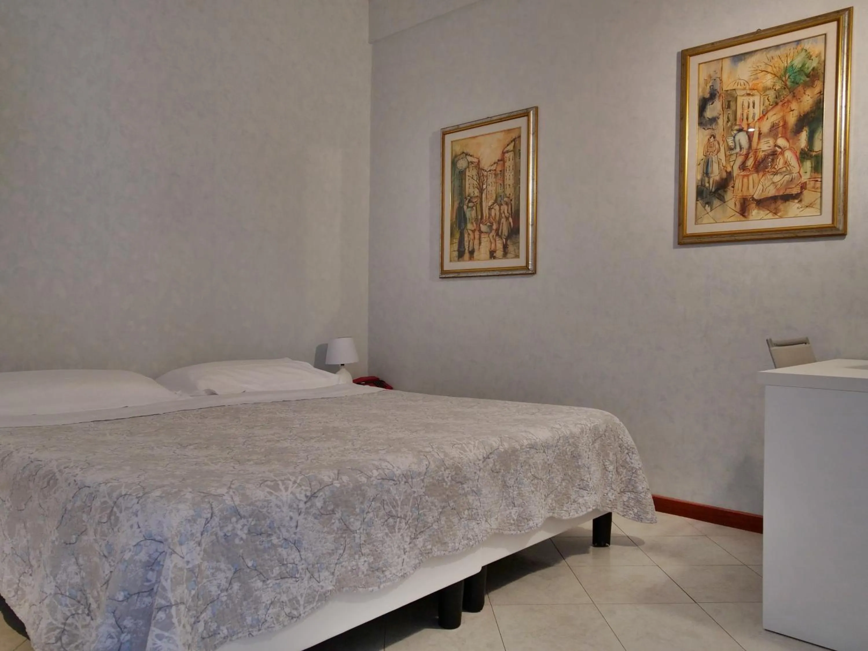 Basic Triple Room in Hotel Residence Mondial