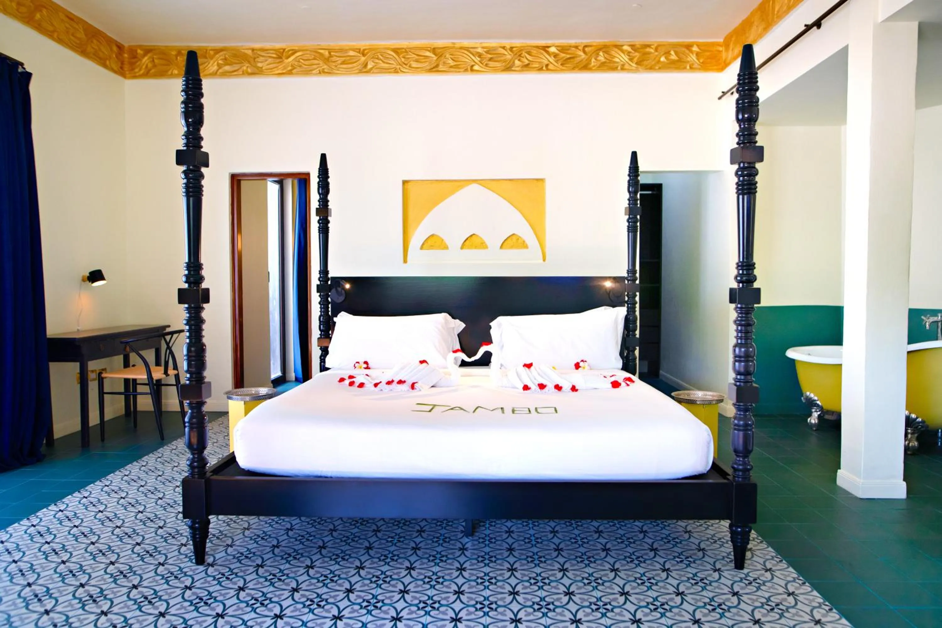 Luxury Villa in Gold Zanzibar Beach House & Spa