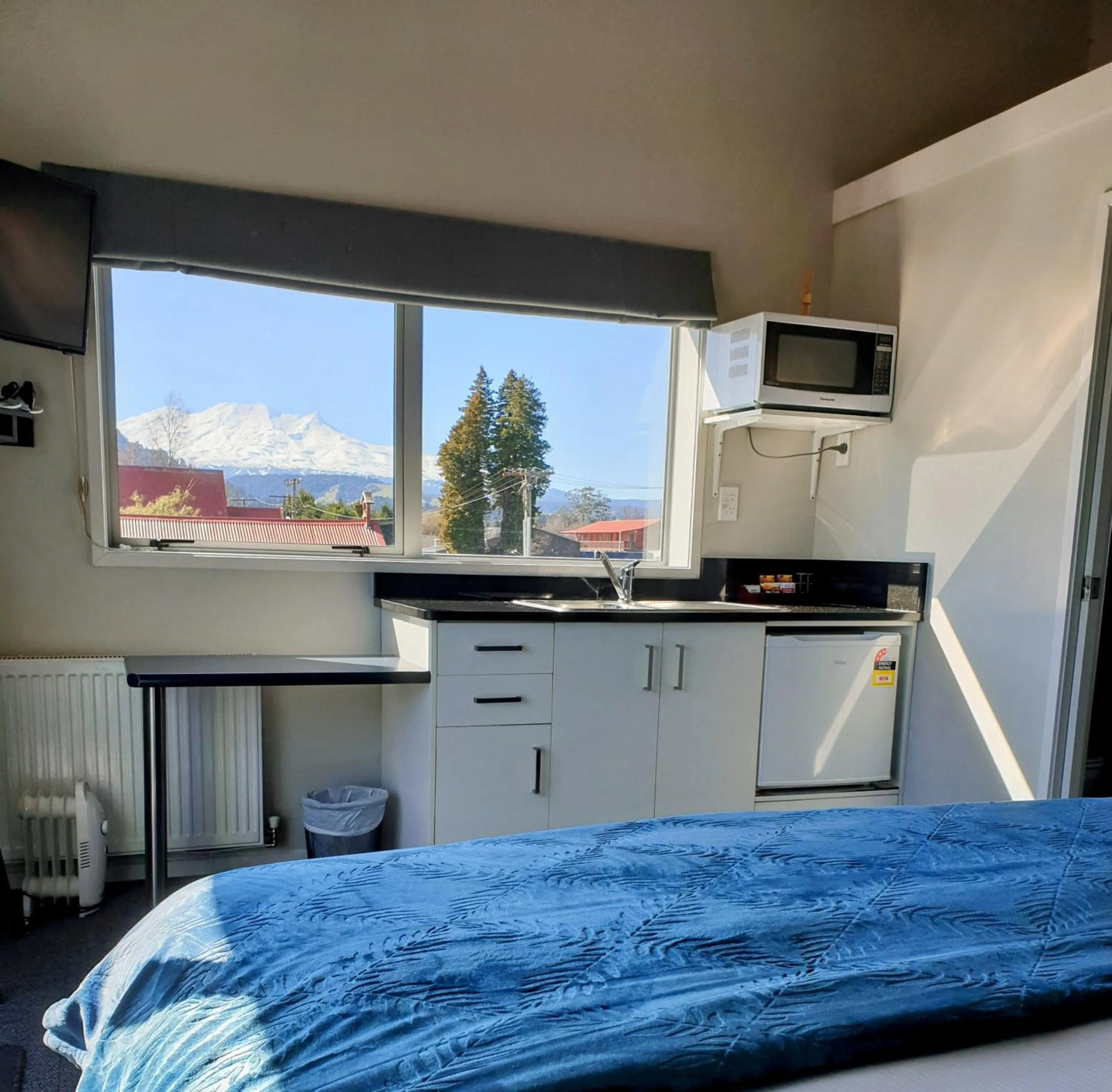 Suite with Mountain View in LKNZ Lodge & Cafe