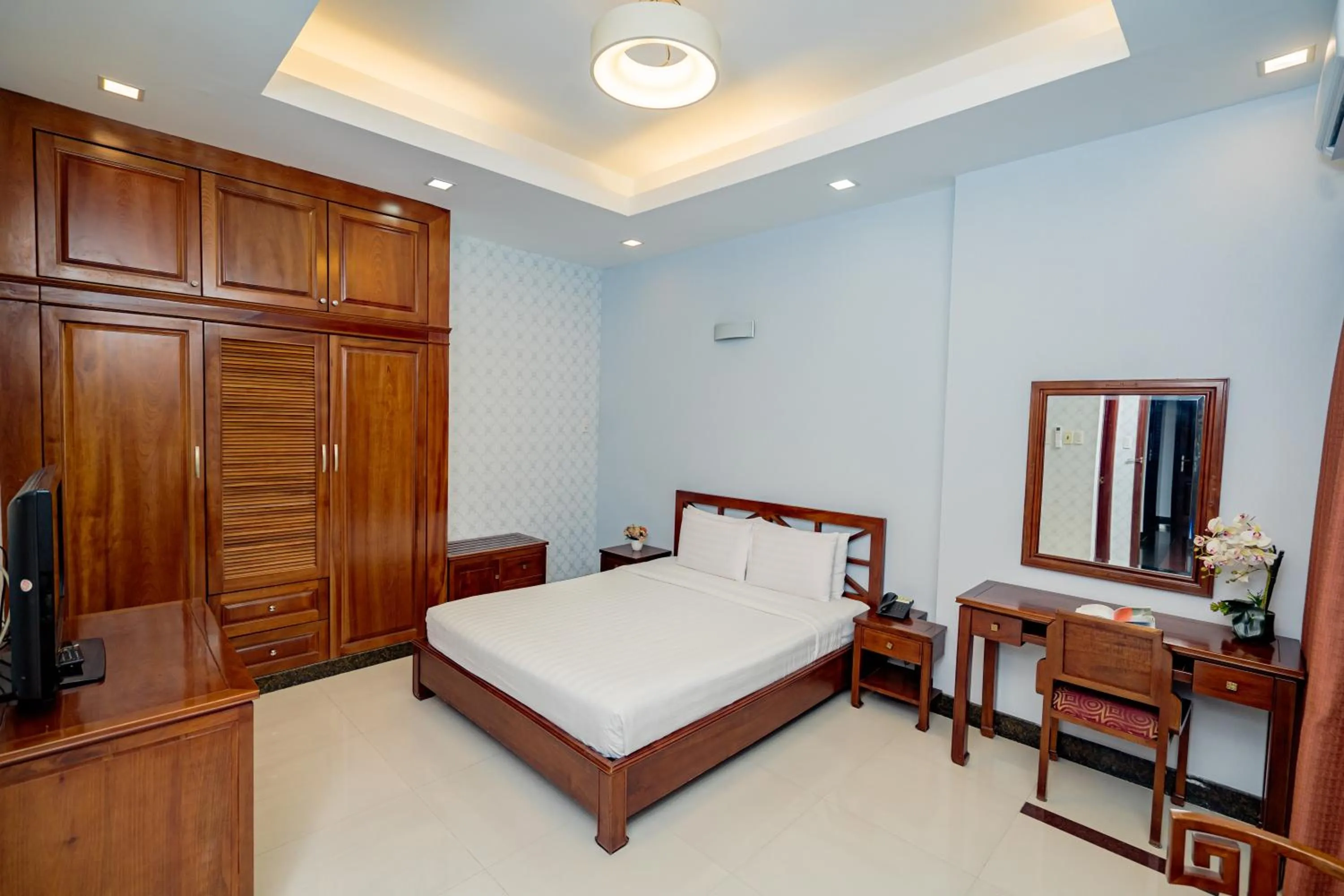 Deluxe Double Room in Ben Thanh Retreats Hotel