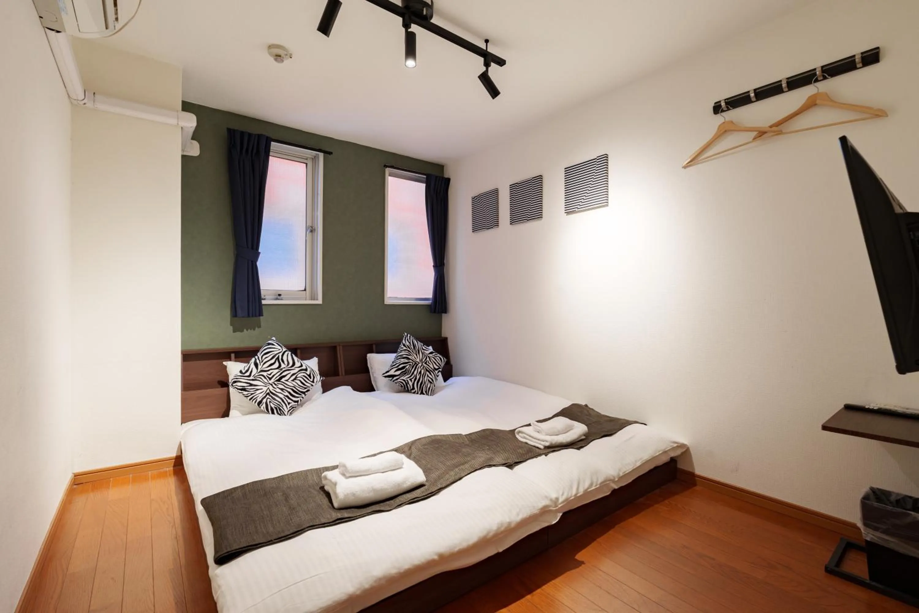 Standard Twin Room with Shared Bathroom in YAMATO - DOYANEN HOTELs