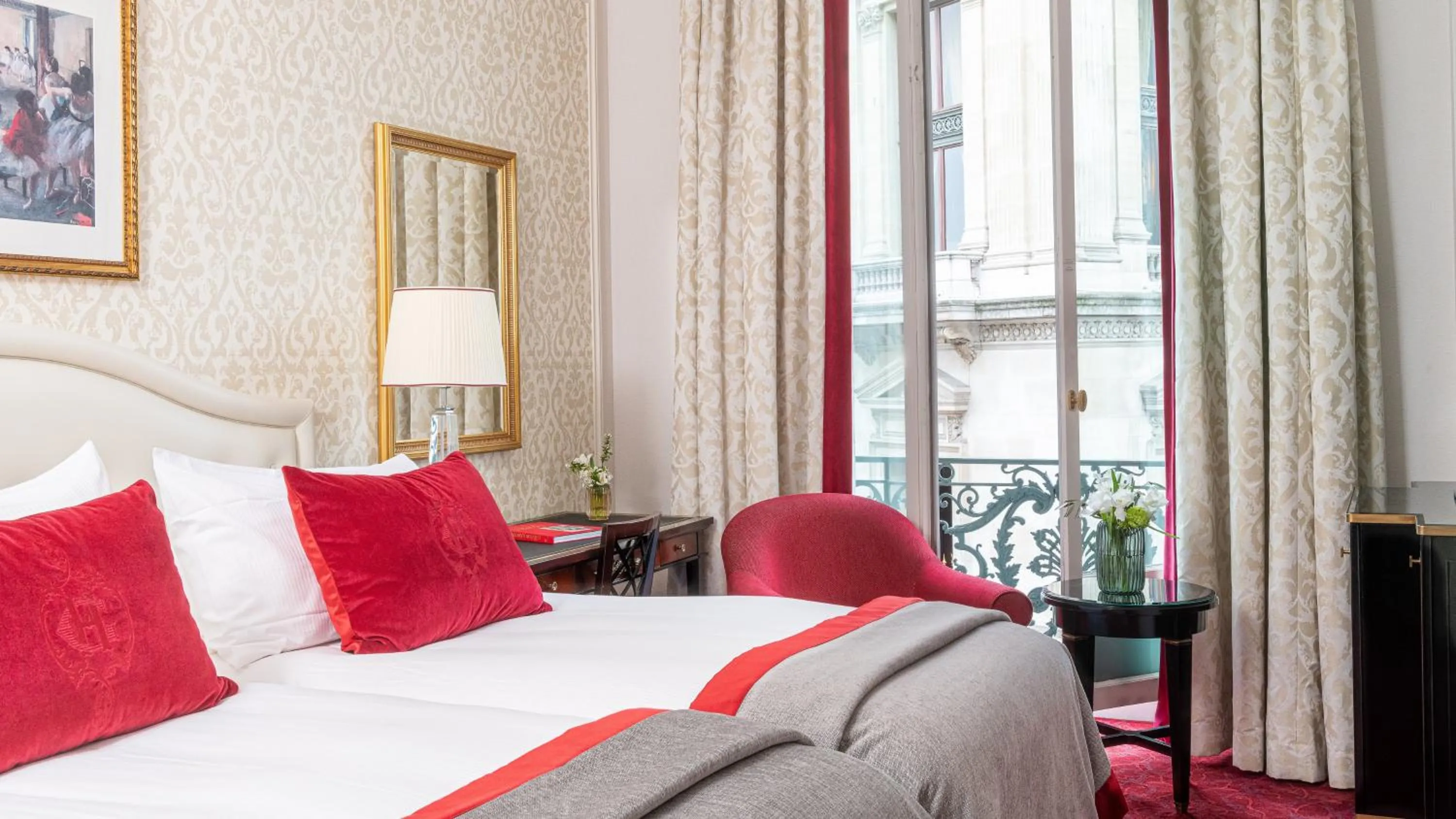 Classic Twin Room with Balcony and Opera View in InterContinental Paris Le Grand by IHG