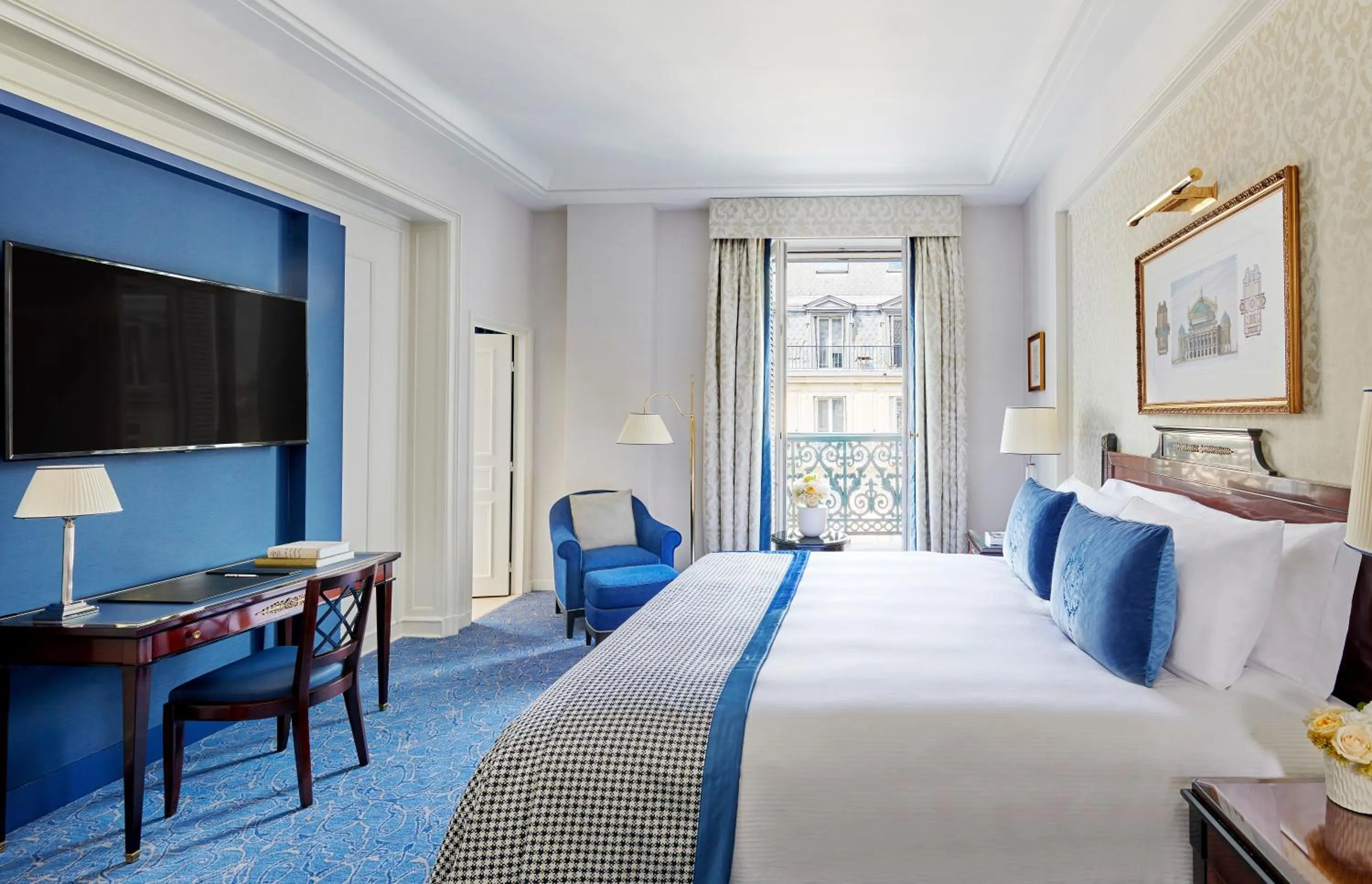 Premium King Room with Balcony in InterContinental Paris Le Grand by IHG