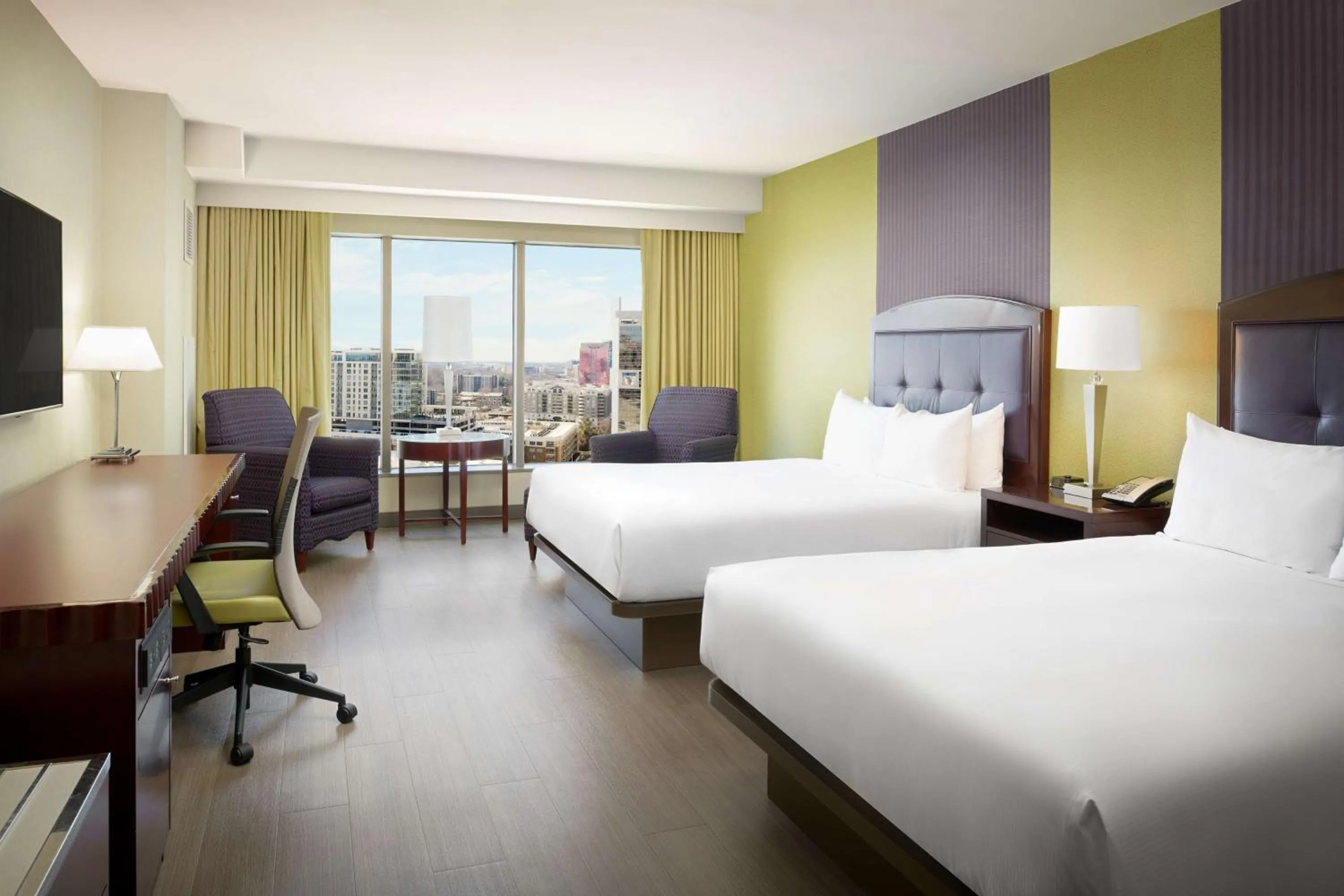 Premium Queen Room with Two Queen Beds and City View in Hilton Charlotte Uptown