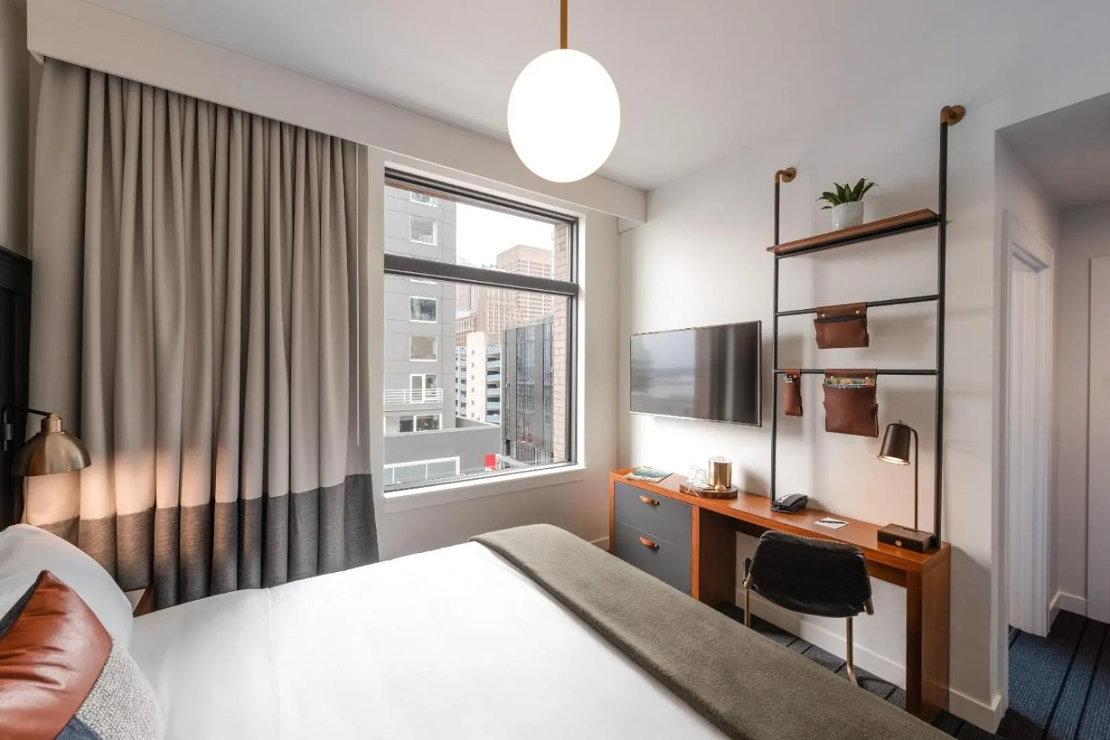 Superior King Room in The State Hotel