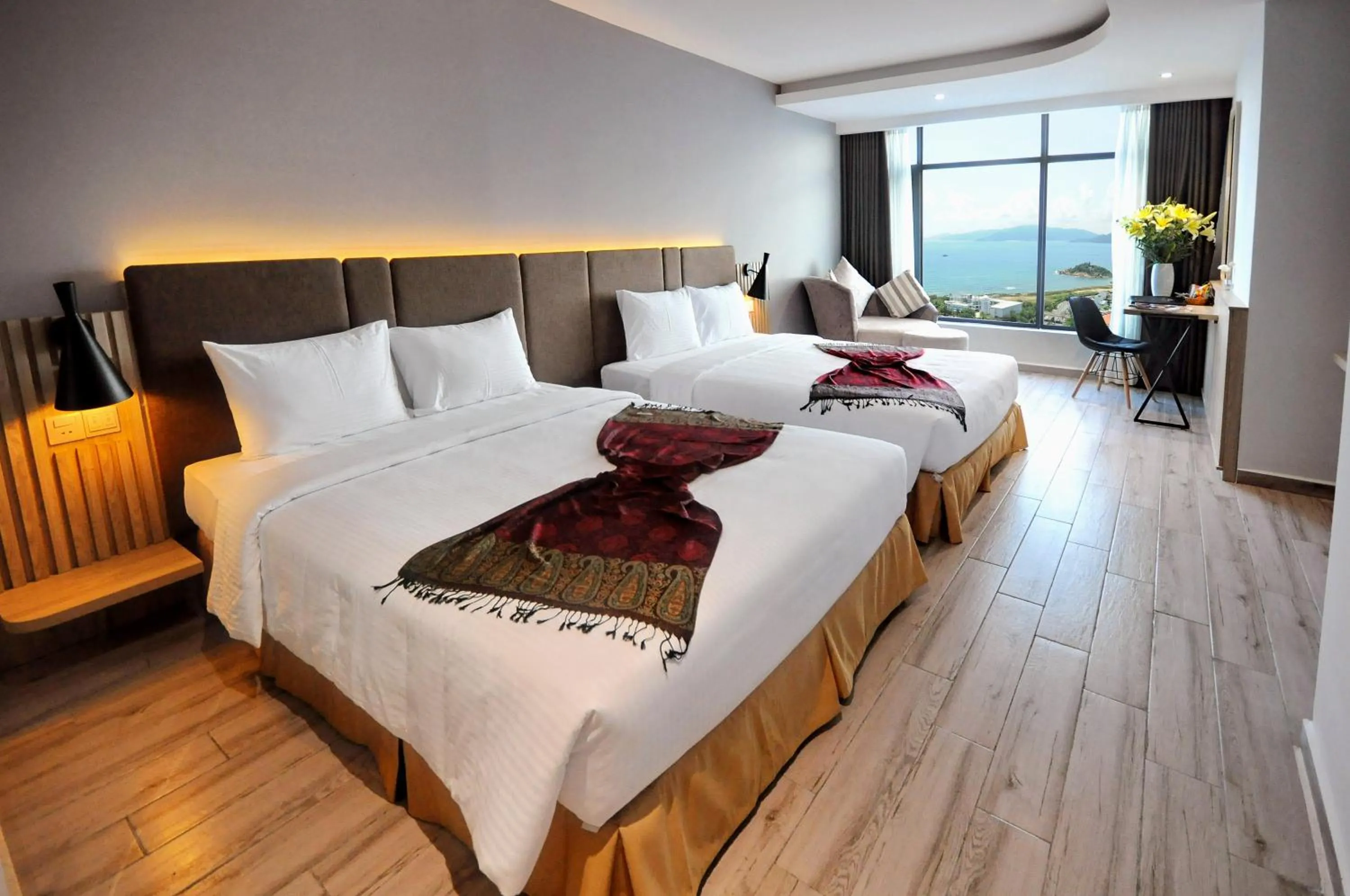 Quadruple Room with Sea View in Anrizon Hotel Nha Trang