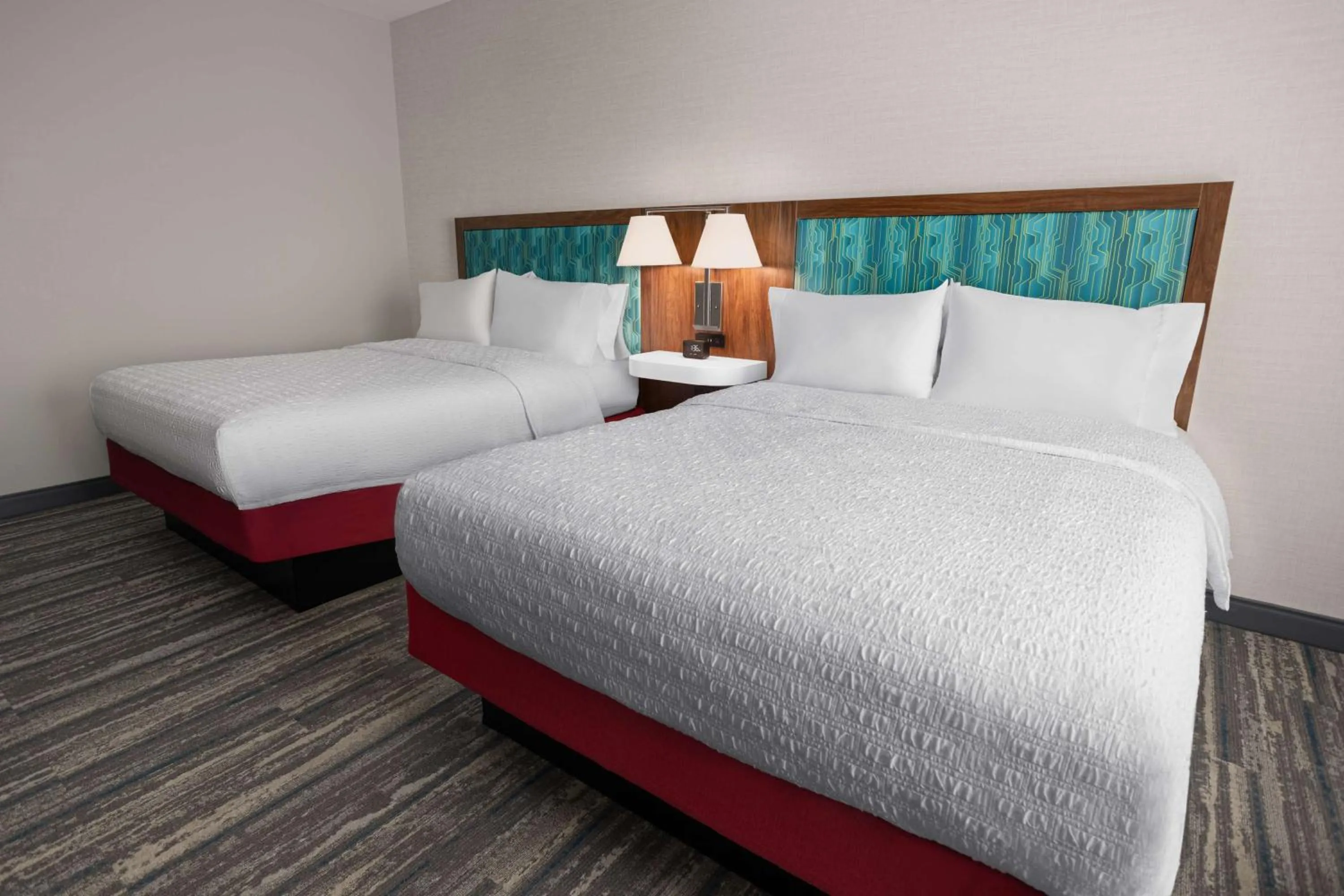 Room with Two Queen Beds - Non-Smoking in Hampton Inn Cleveland-Airport/Tiedeman Road