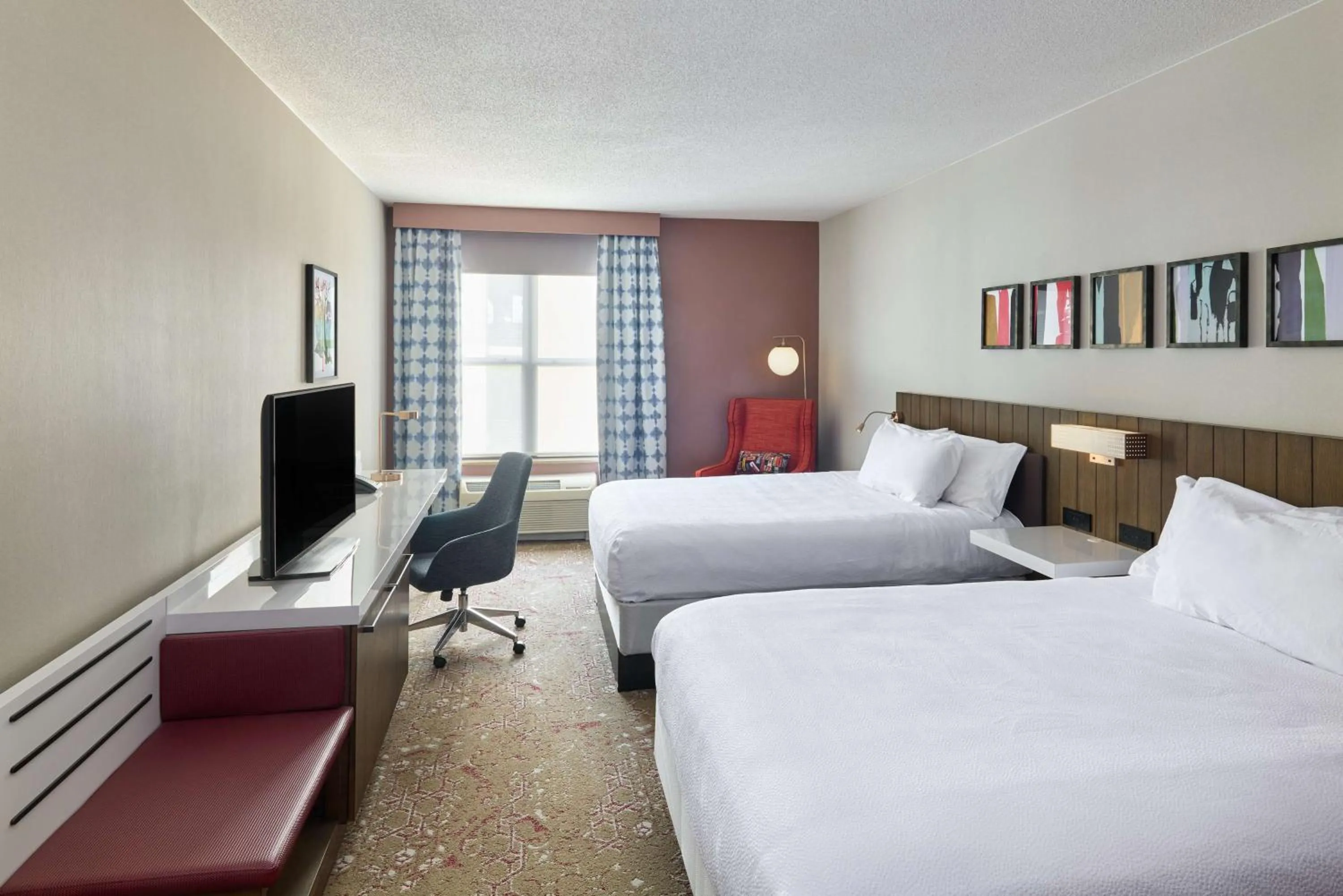 Queen Room with Two Queen Beds in Hilton Garden Inn Bloomington