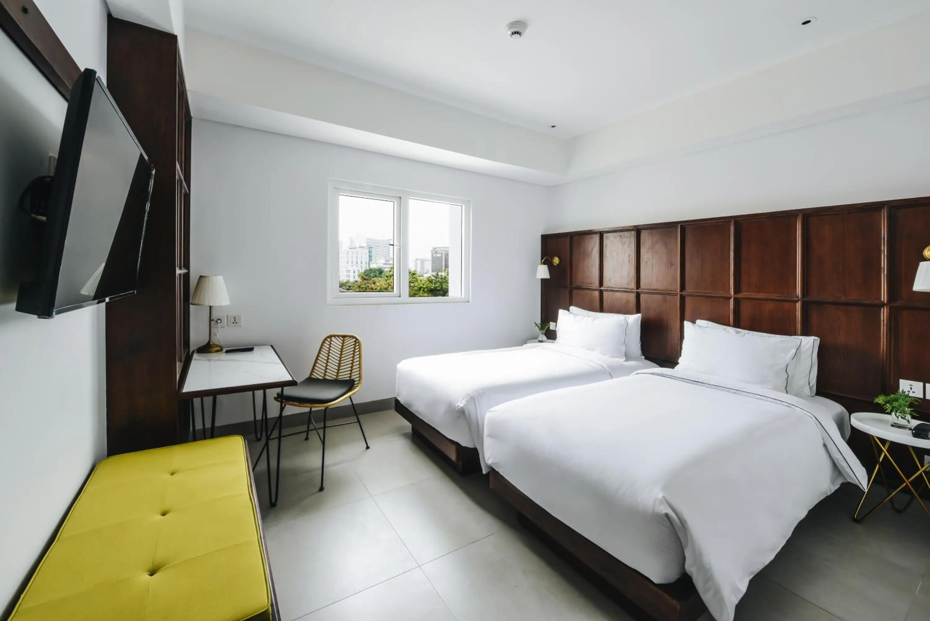 Champs Room Twin in Kampi Hotel Tunjungan - Surabaya