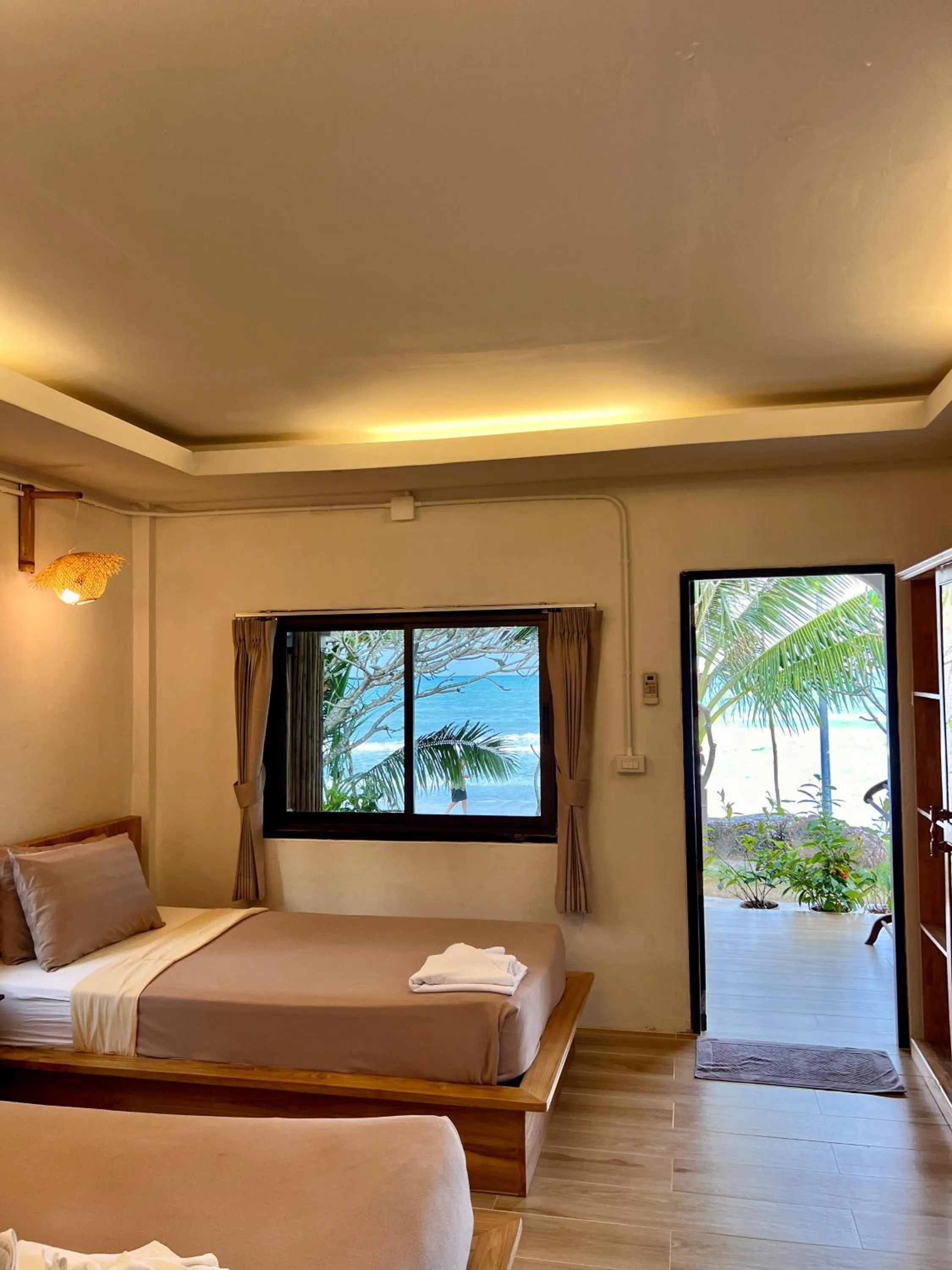 Family Room with Sea View in Pen's Bungalow Koh Phangan