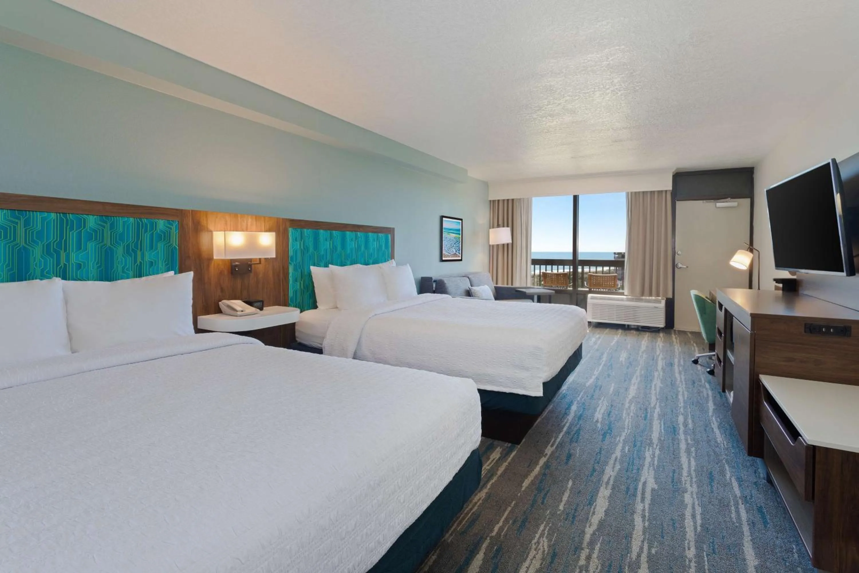 Queen Room with Ocean View - Non-Smoking in Hampton Inn Cocoa Beach