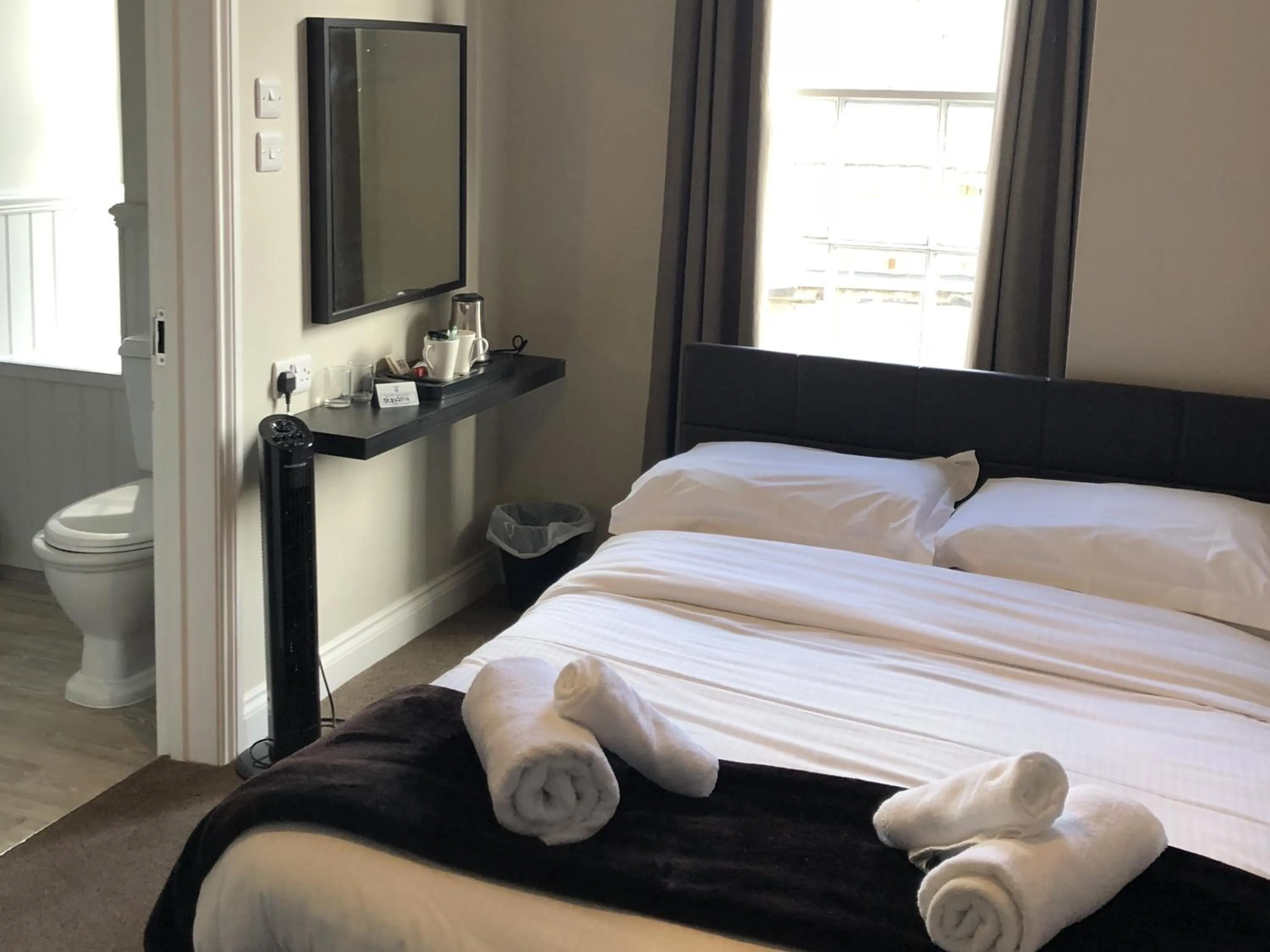 Standard Double Room in The Cornubia Inn