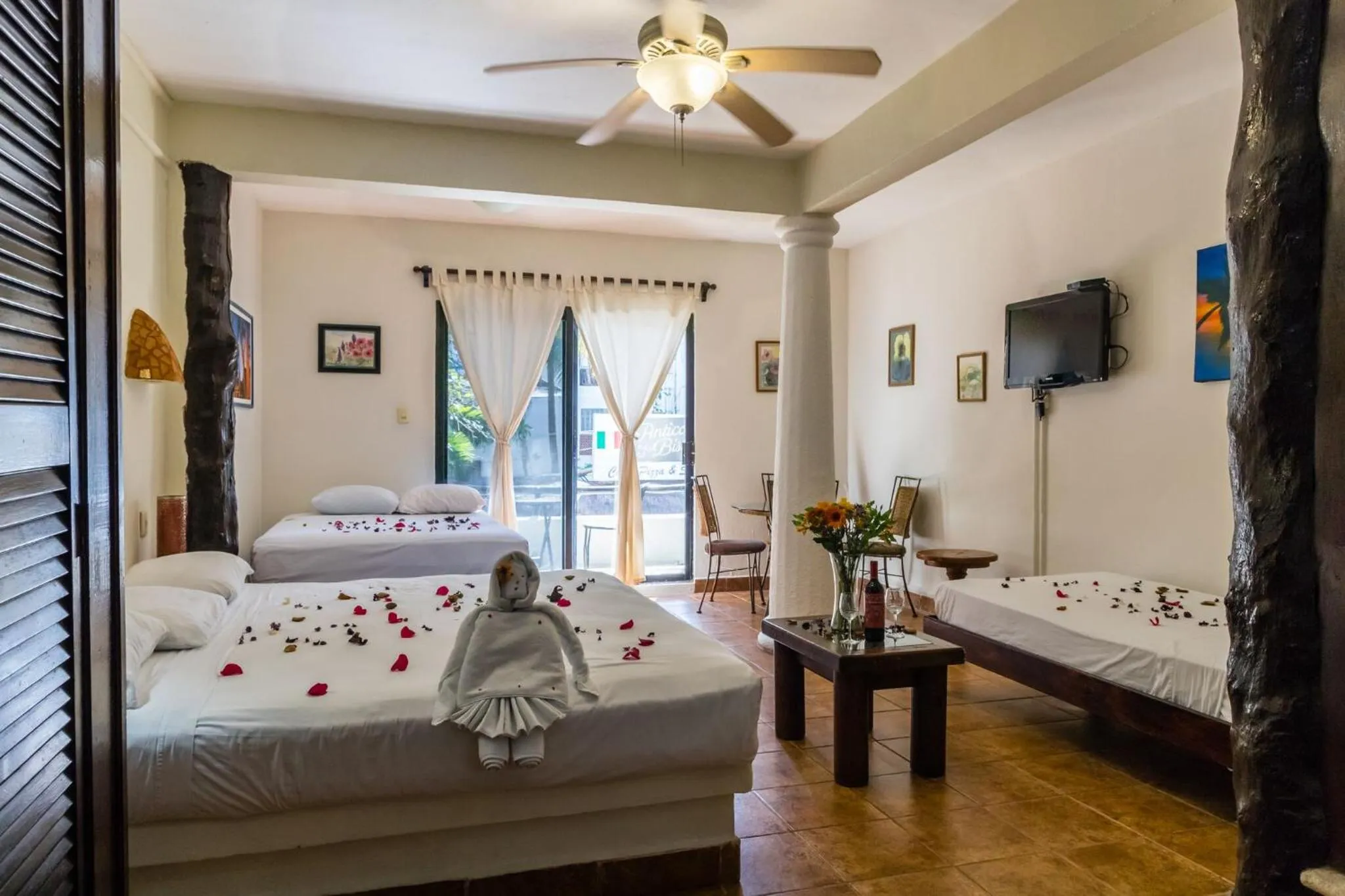 Family Suite in Moonshine Hotel