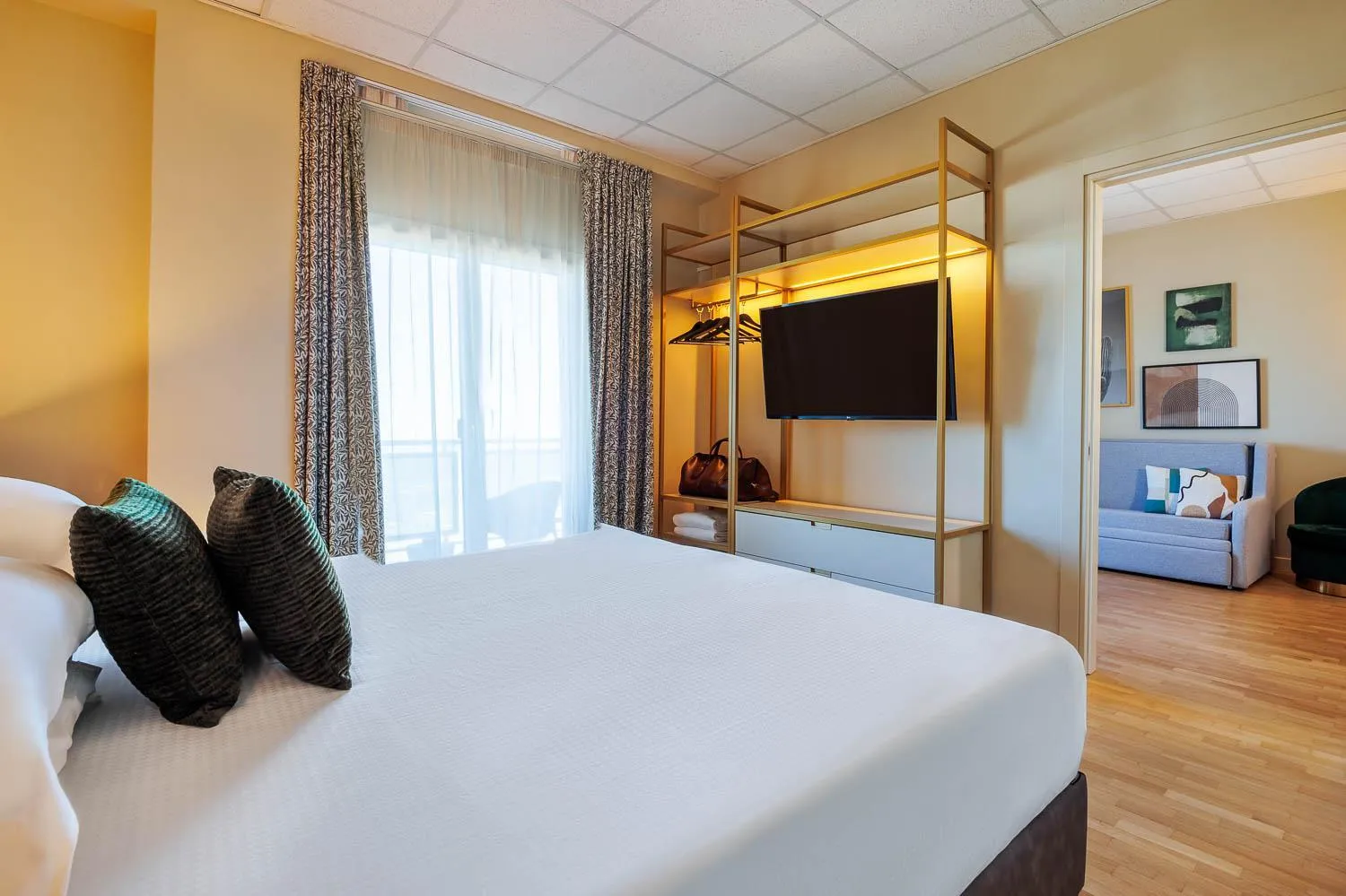 The Flight - Sea Side View in Charlie in Pesaro