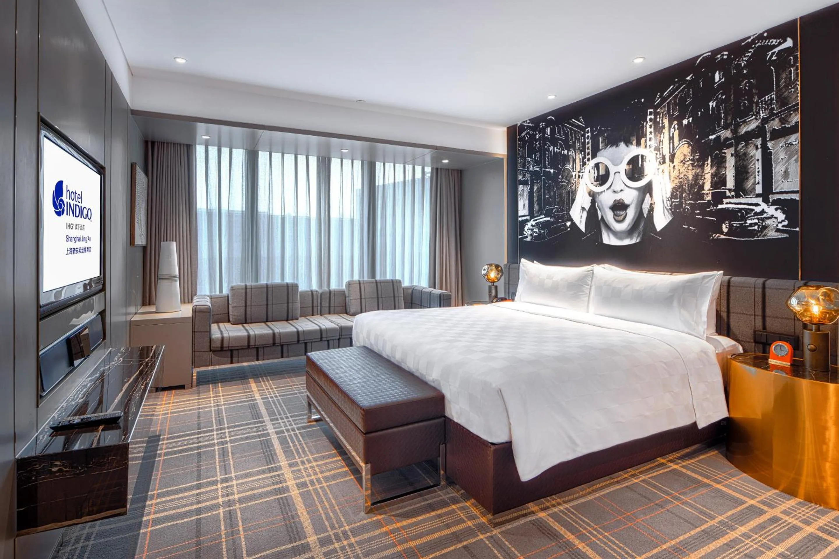 King Suite - Non-Smoking in Hotel Indigo Shanghai Jing'An by IHG