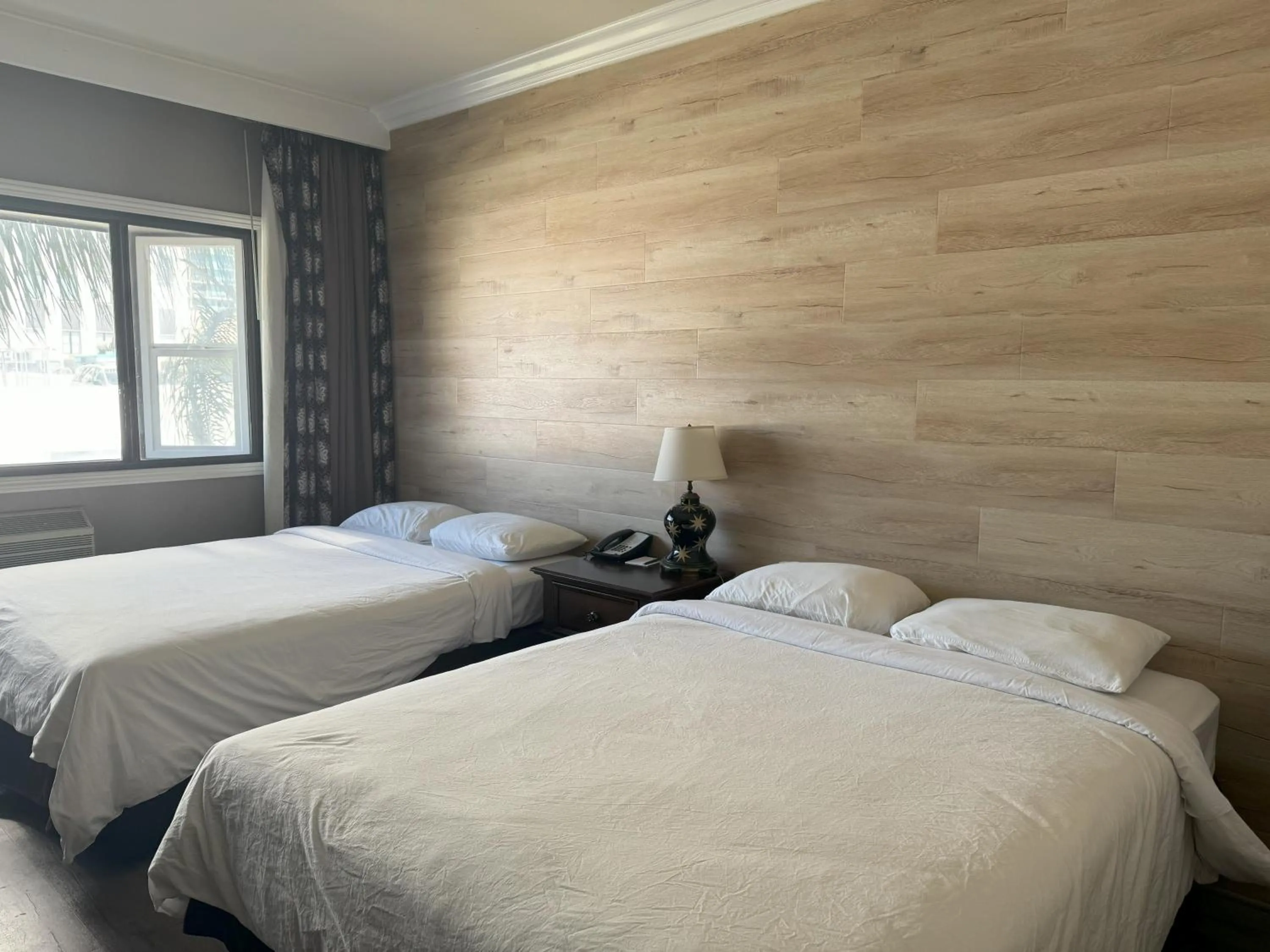 Standard Room with Two Double Beds in Garden Suite Hotel and Resort