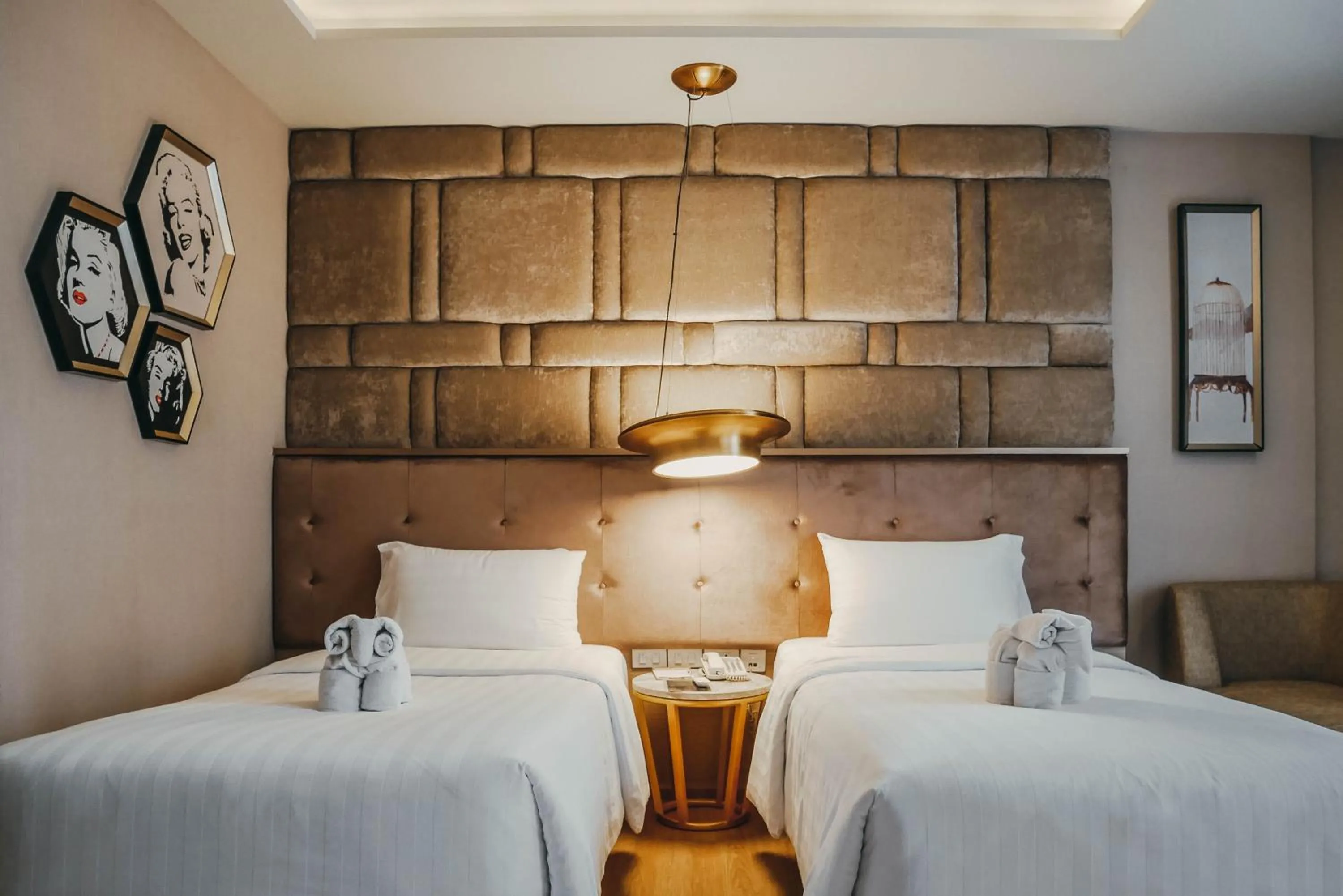 Superior Twin Room in De Prime Rangnam Hotel