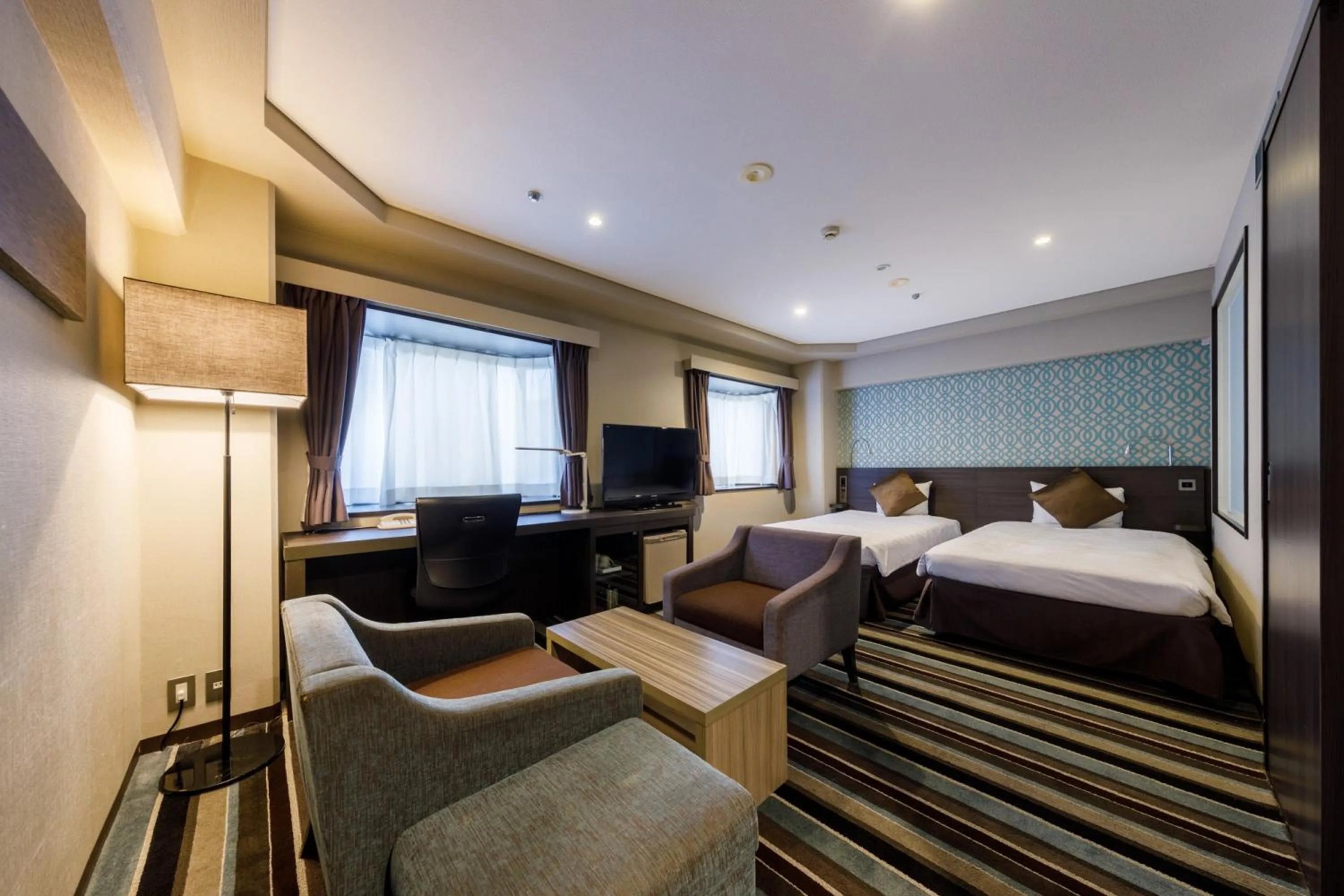 Large Twin Room with Lounge Access ＆ Complimentary Light Breakfast - Non-Smoking in Shinagawa Prince Hotel N Tower