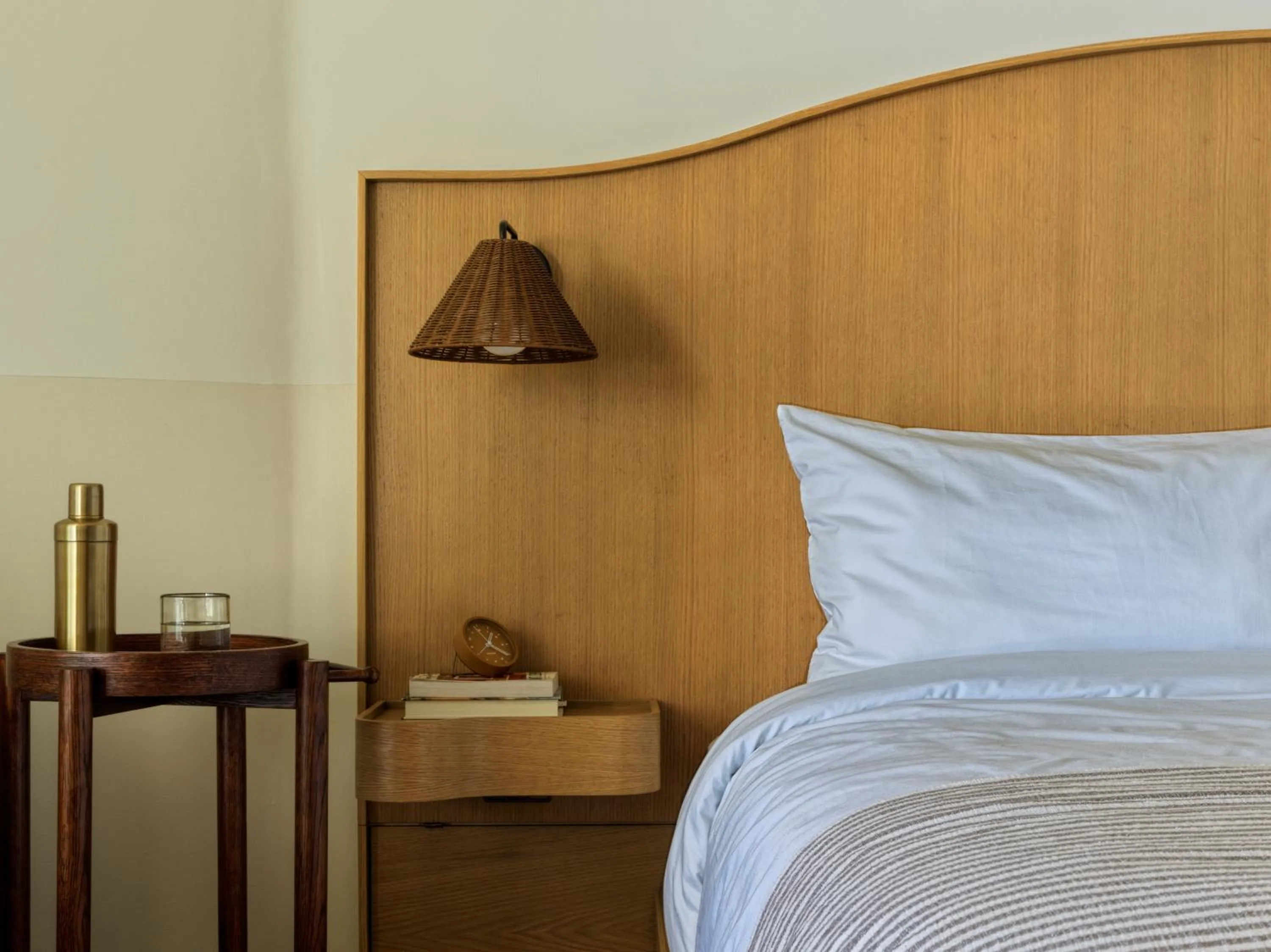 Mobility Accessible Village Room, 1 King Bed in Casa Loma Beach Hotel