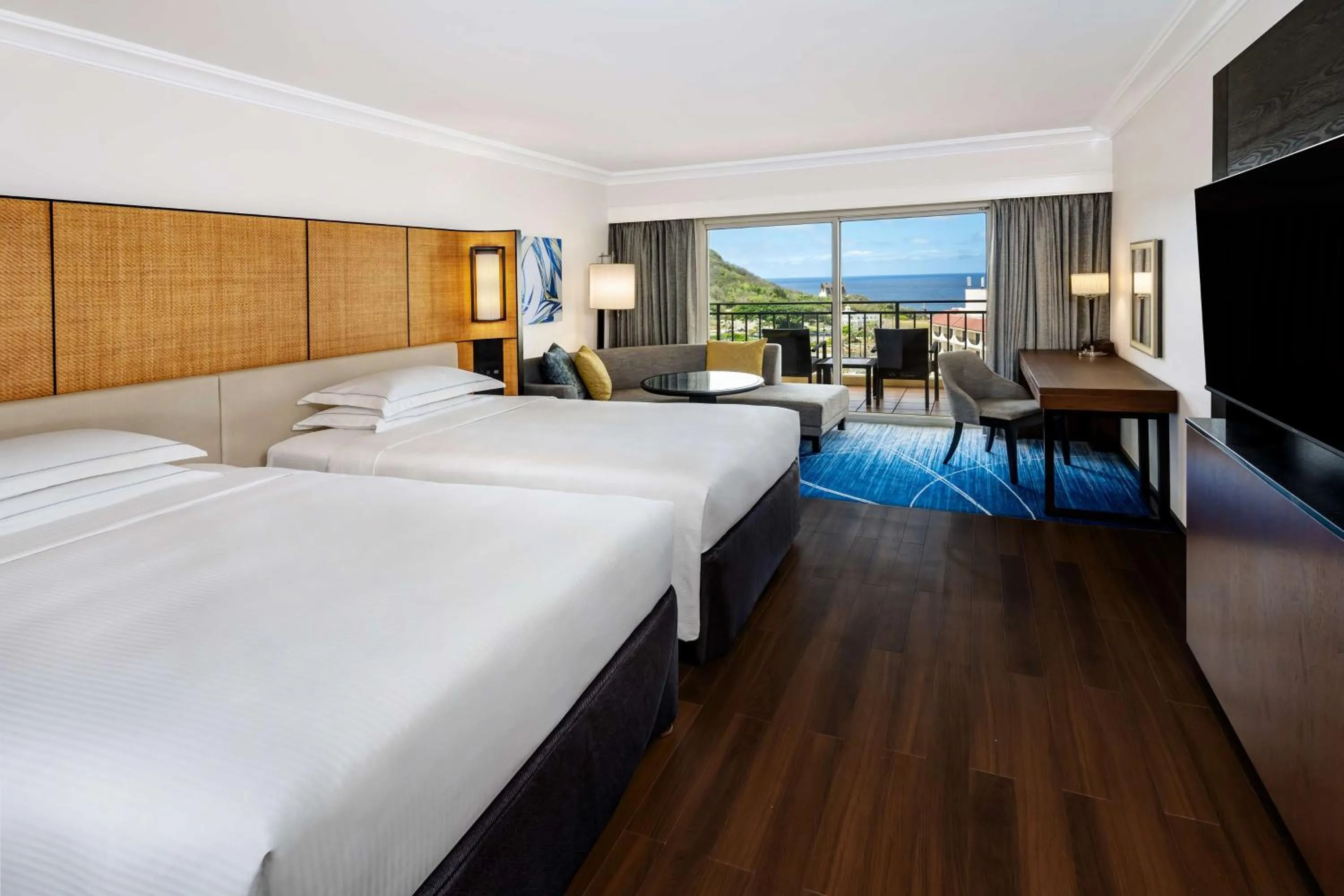 Premier Ocean Twin Room in Hilton Guam Resort & Spa