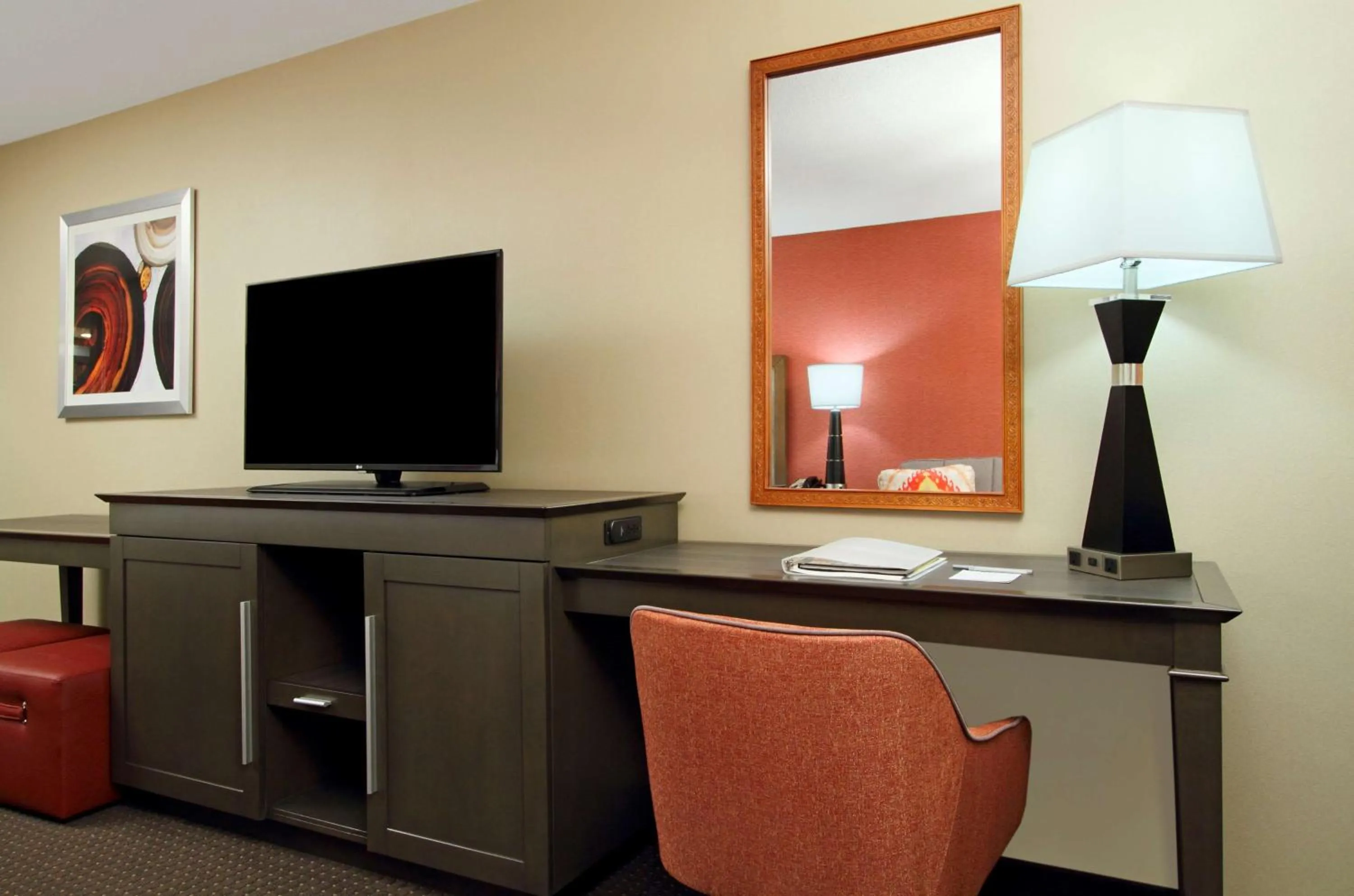 King Room - Non-Smoking in Hampton Inn Columbus-International Airport