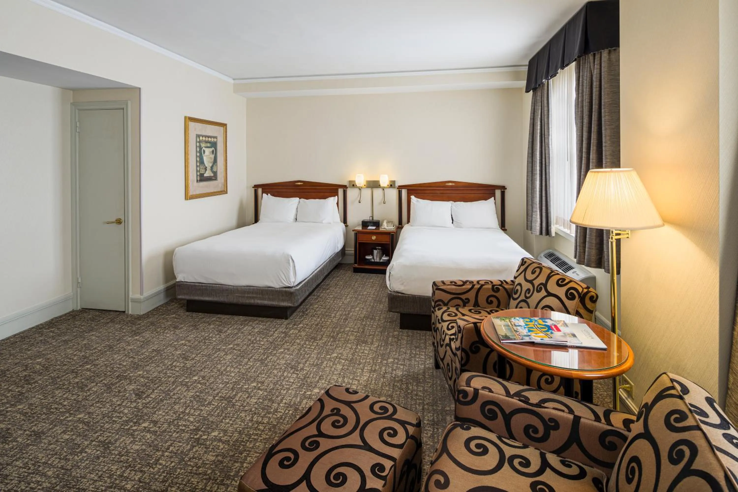 Double Room with Two Double Beds - Disability/Hearing Accessible in Hilton Cincinnati Netherland Plaza