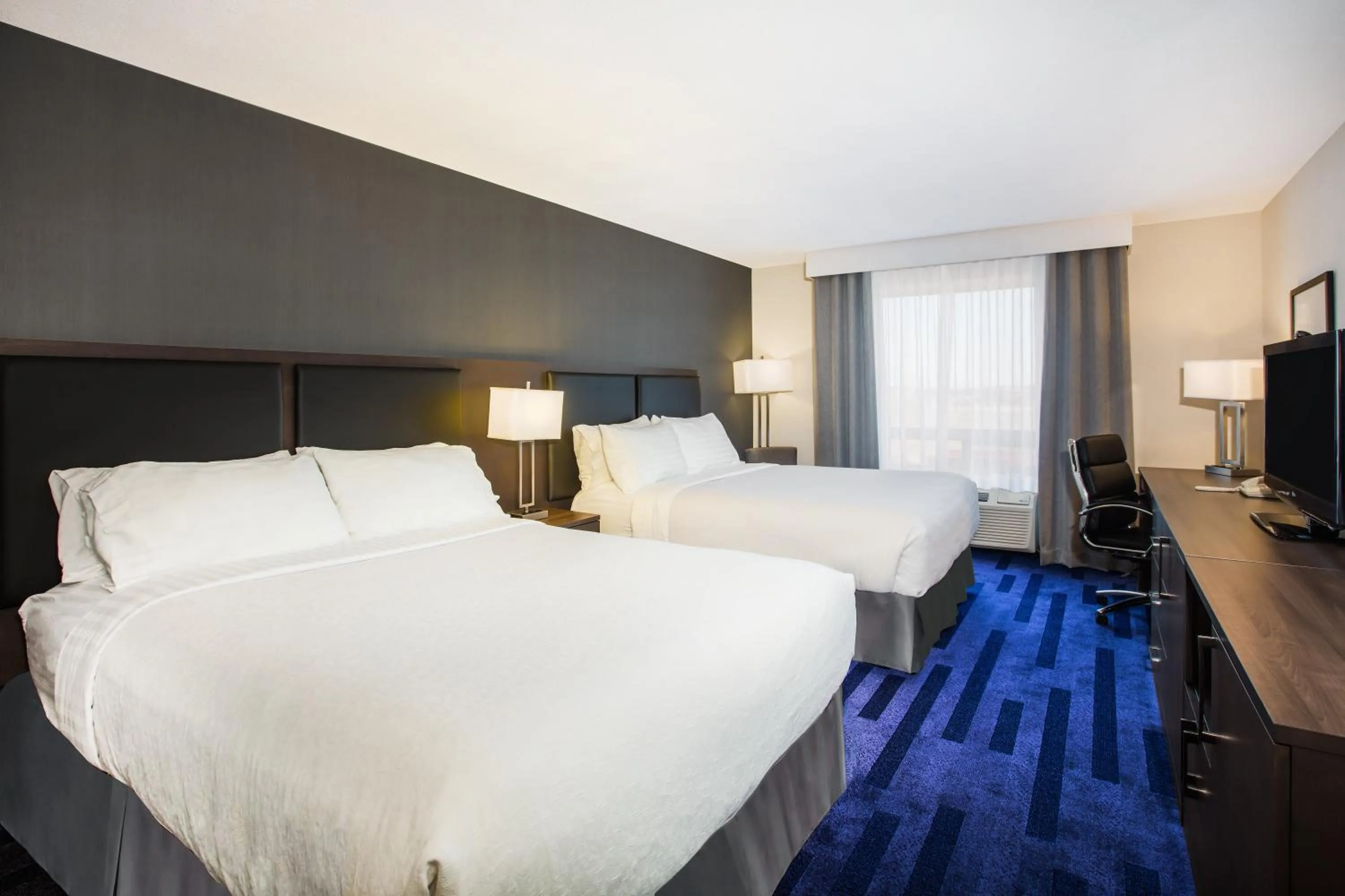 Standard Room in Holiday Inn & Suites Grande Prairie by IHG