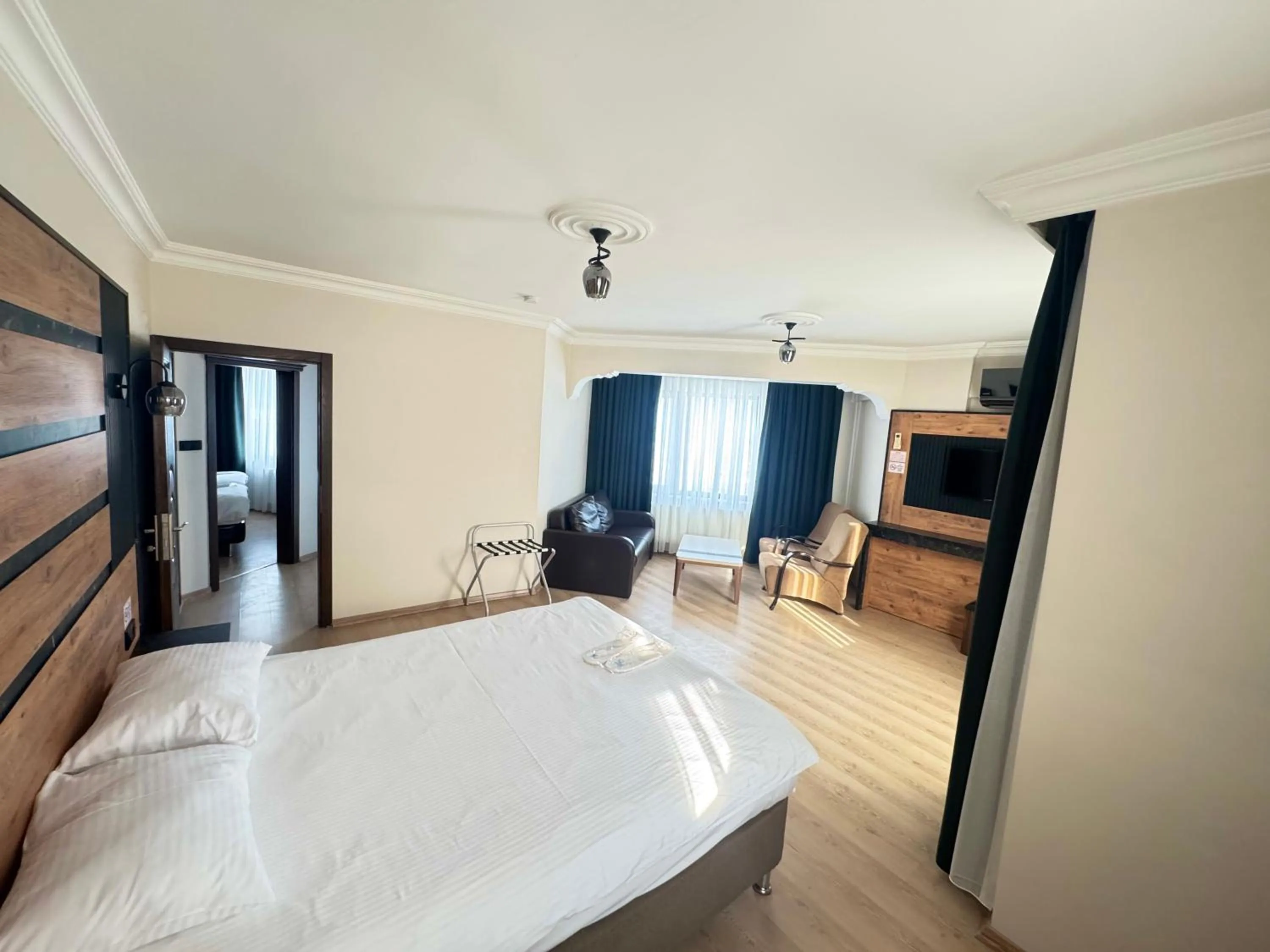 Family Suite with Balcony in Amasra Ceylin Otel