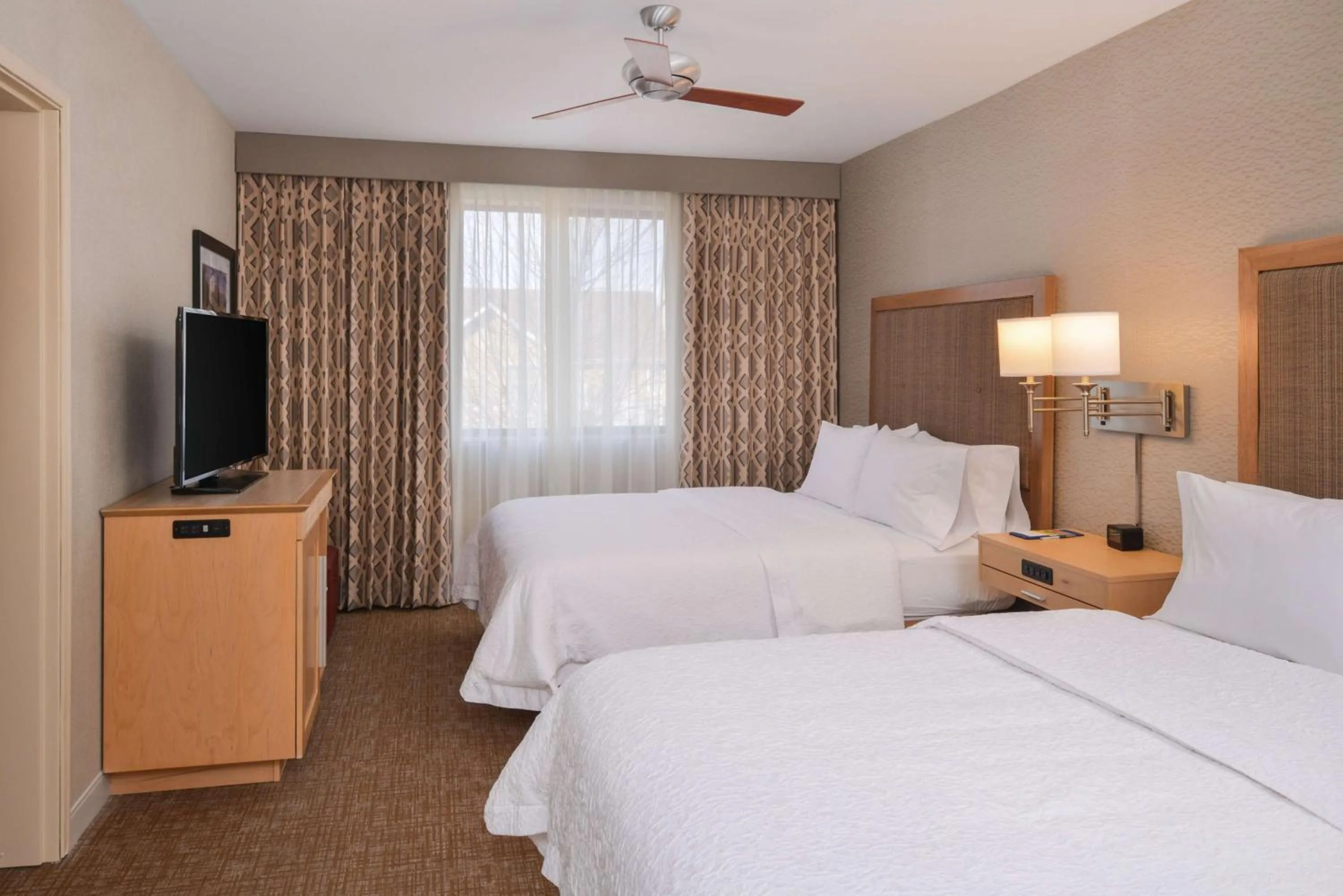 Suite with Two Queen Beds and Tub - Mobility Access/Non-Smoking in Hampton Inn & Suites Denver-Speer Boulevard