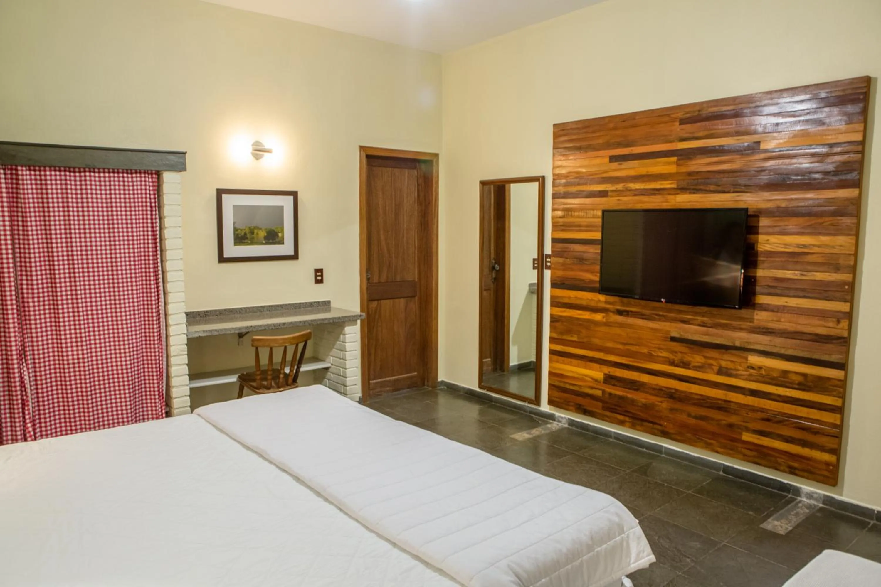Triple Room with Garden View in Hotel Fazenda Sete Lagos