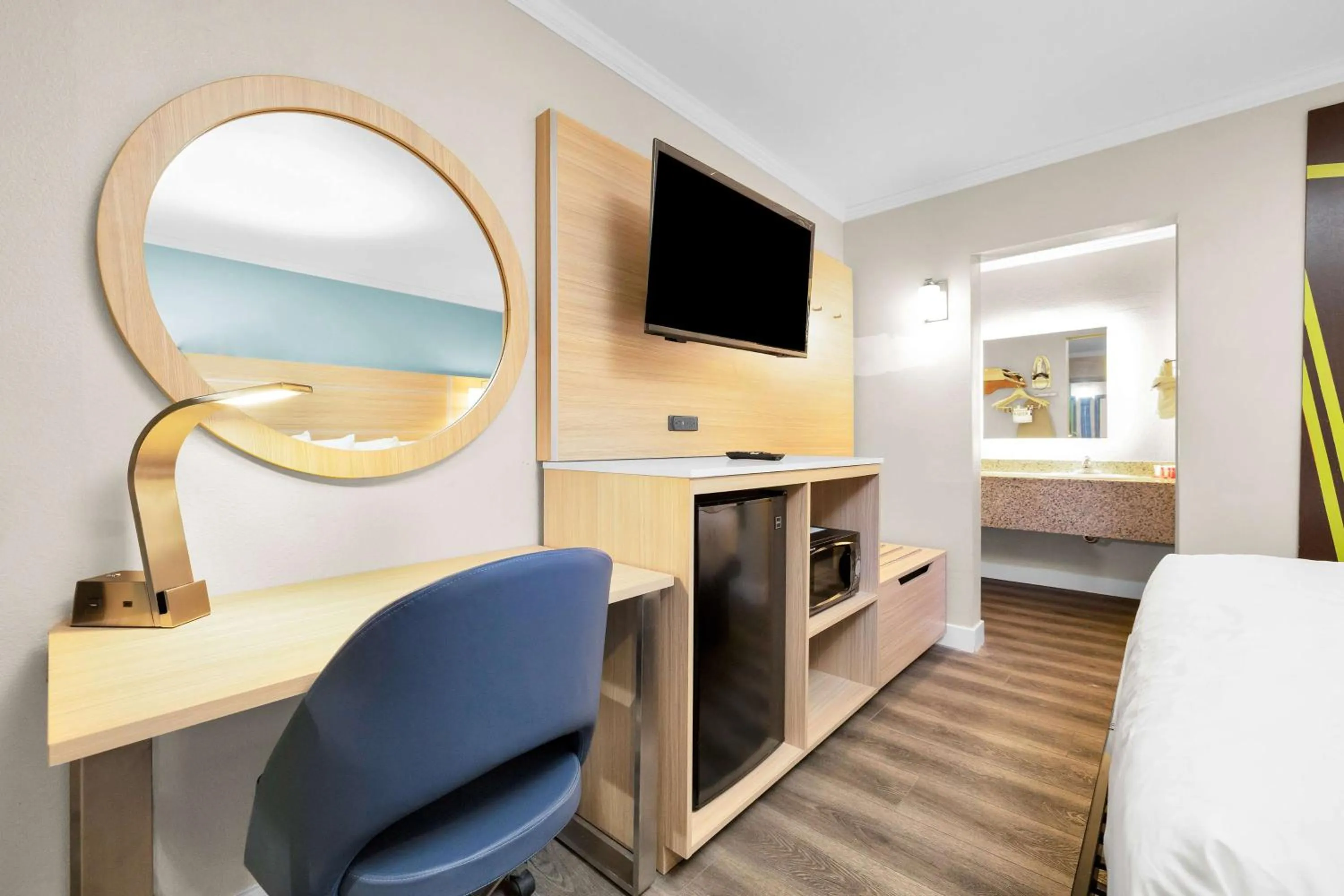 King Room - Non-Smoking in SureStay by Best Western San Francisco Marina District