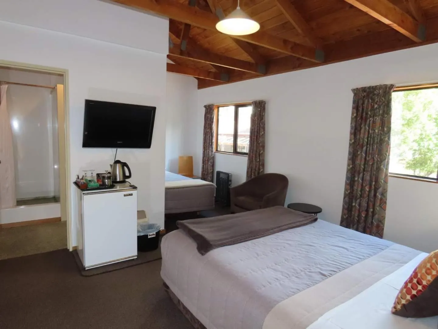 Lodge Studio in The Hobbit Motorlodge