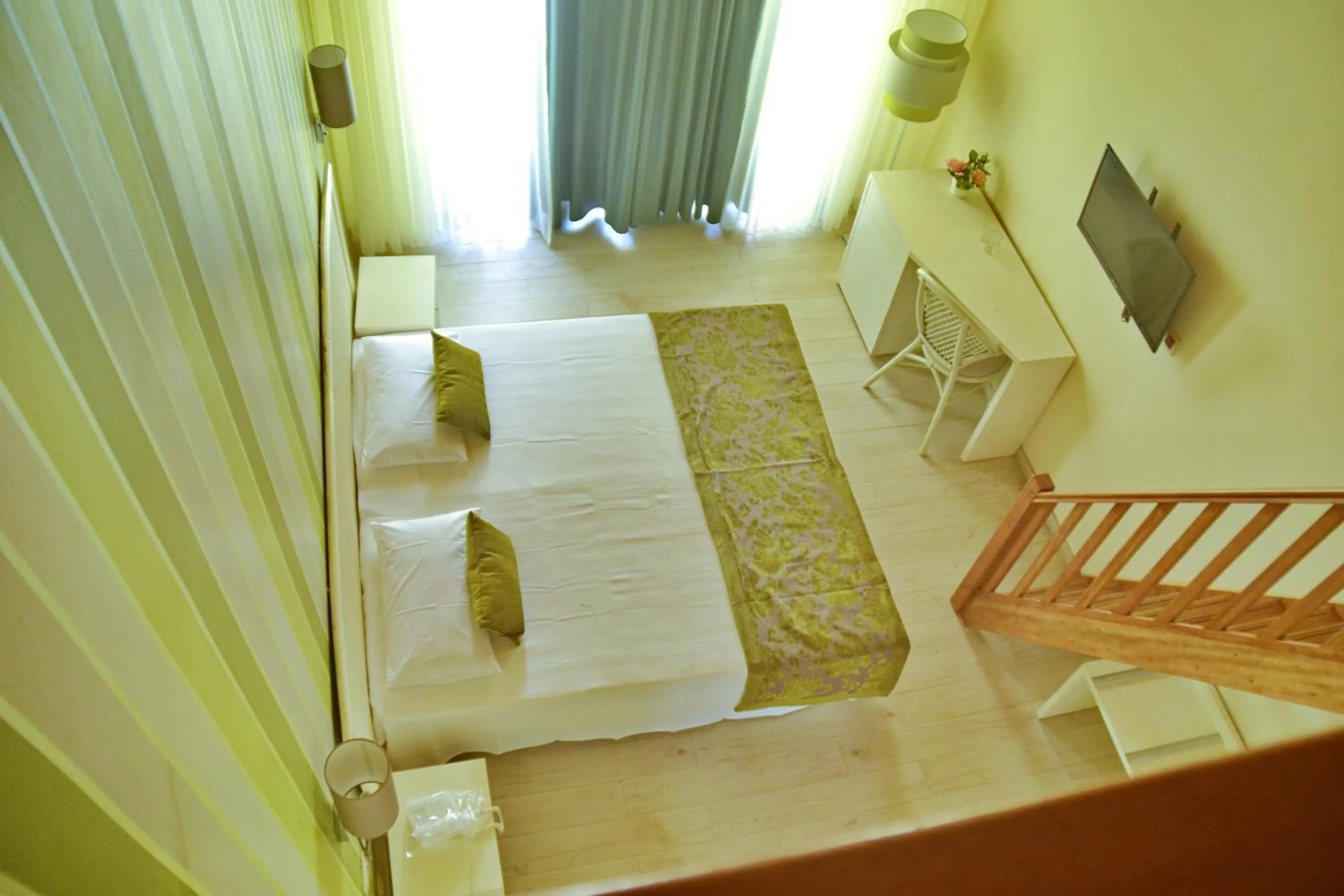 Family Room with Balcony in Ouril Hotel Julia