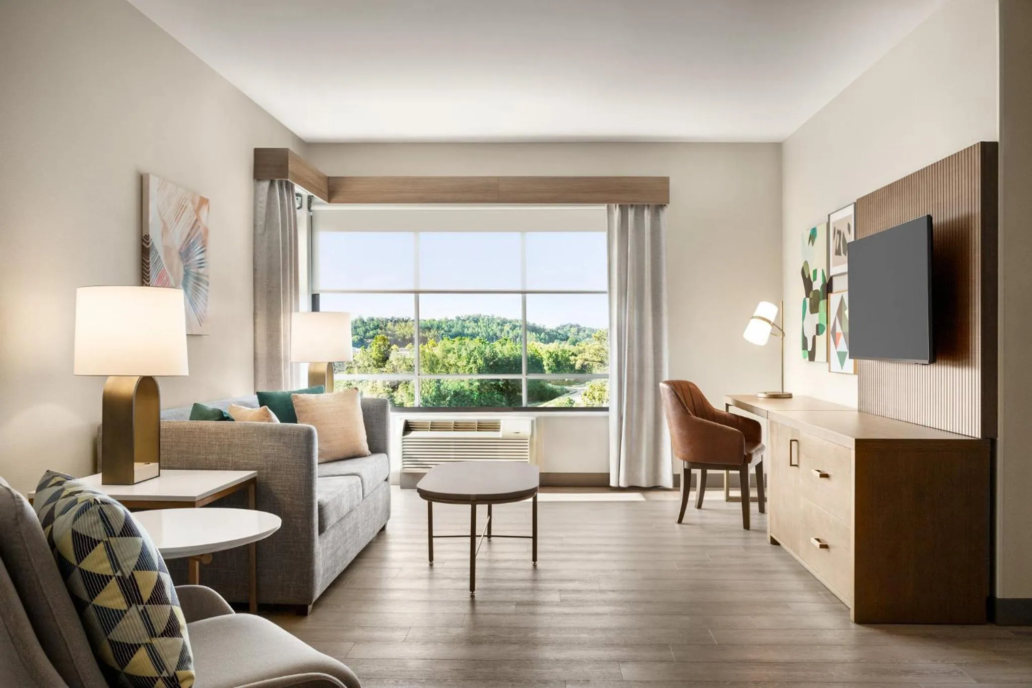 Queen Room - Hearing Accessible in Holiday Inn Birmingham - Hoover by IHG