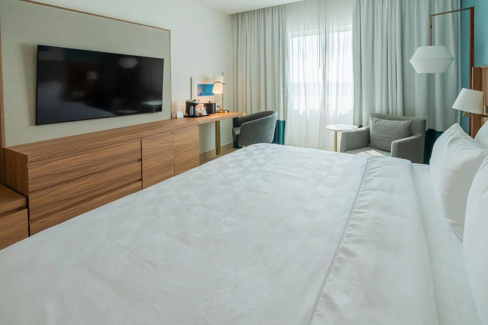 Standard King Room in Holiday Inn Acapulco La Isla by IHG