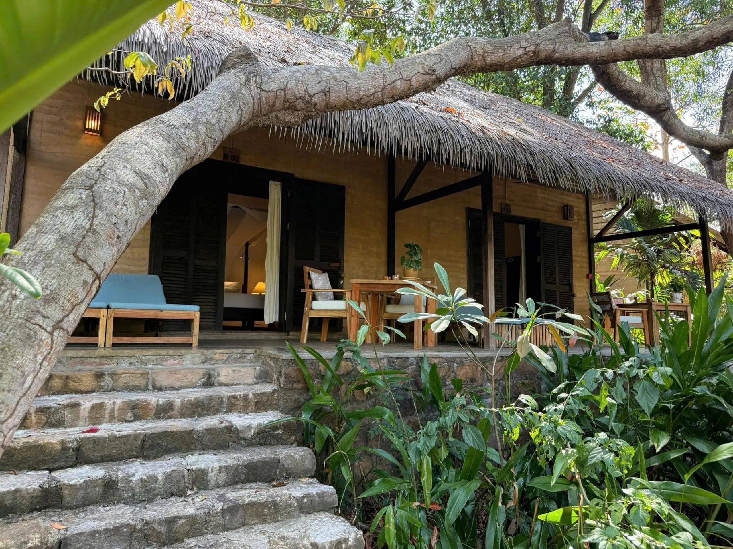 Superior Room with Garden View-Rammed Earth (shared terrace) in Mango Bay Resort