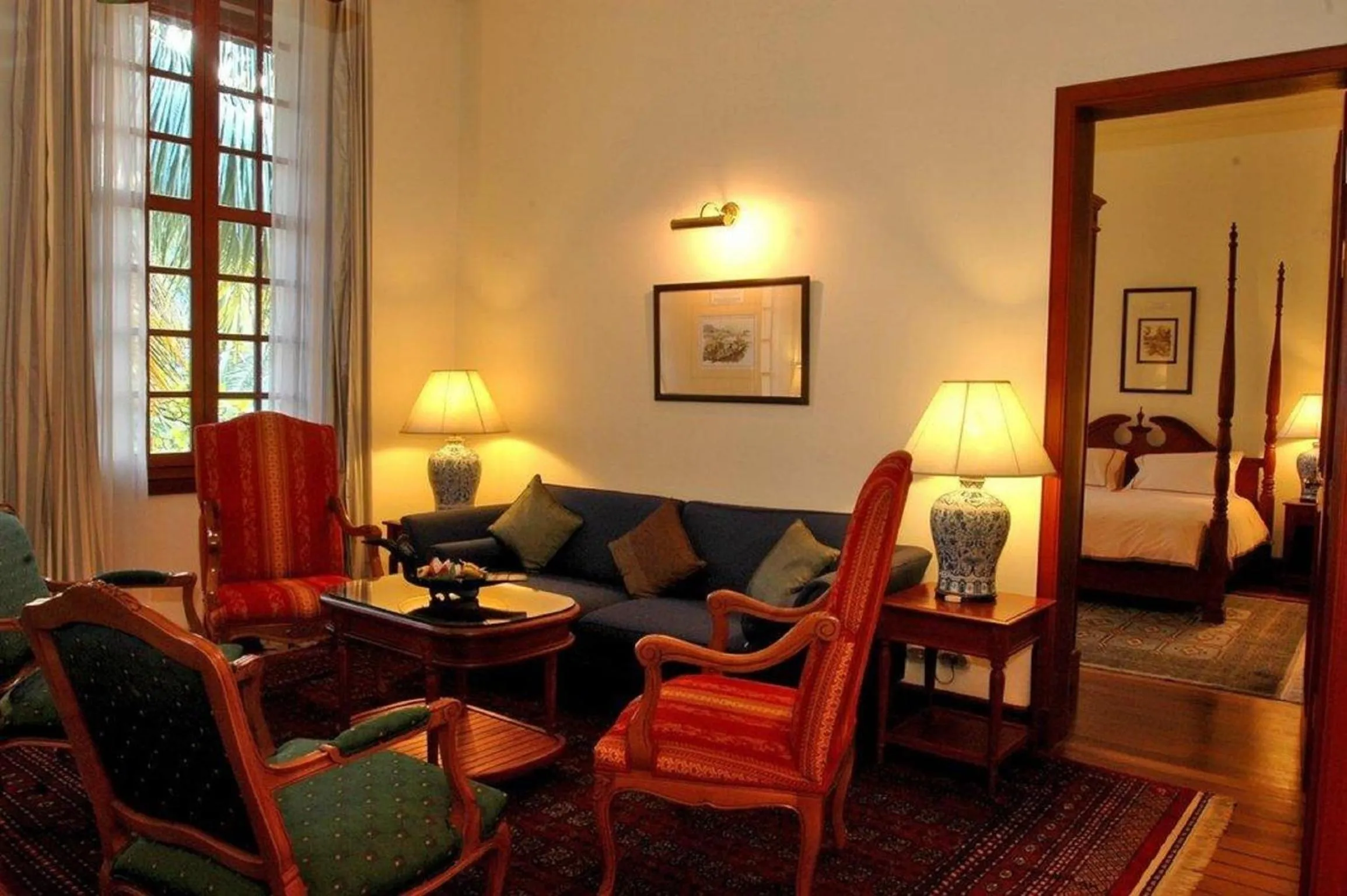 Executive Suite in Settha Palace Hotel