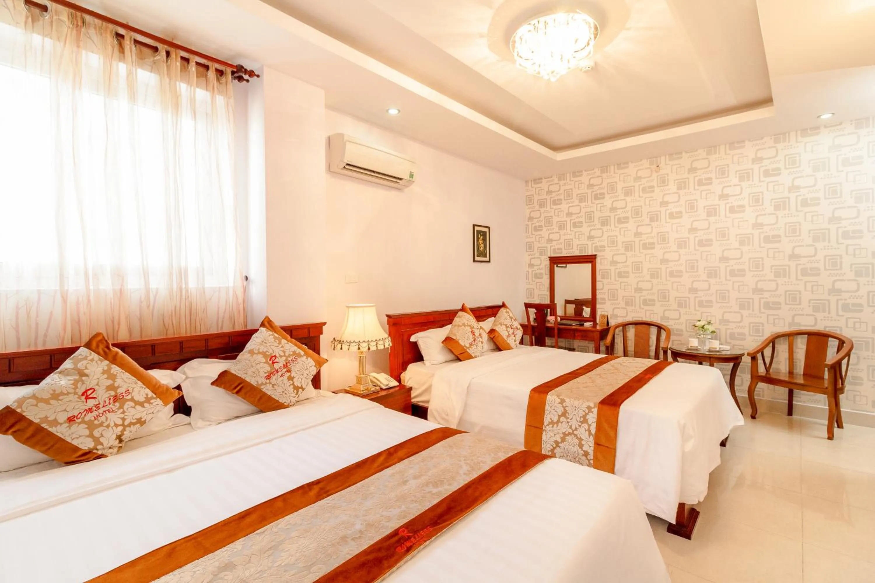 Family Room in Romeliess Hotel