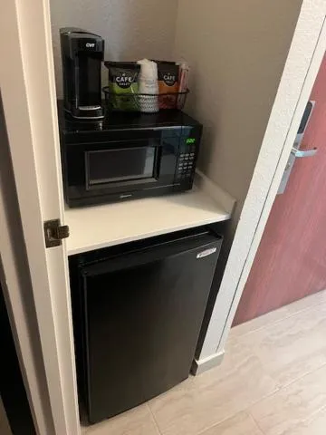 Queen Room with Two Queen Beds in Best Western Wesley Chapel