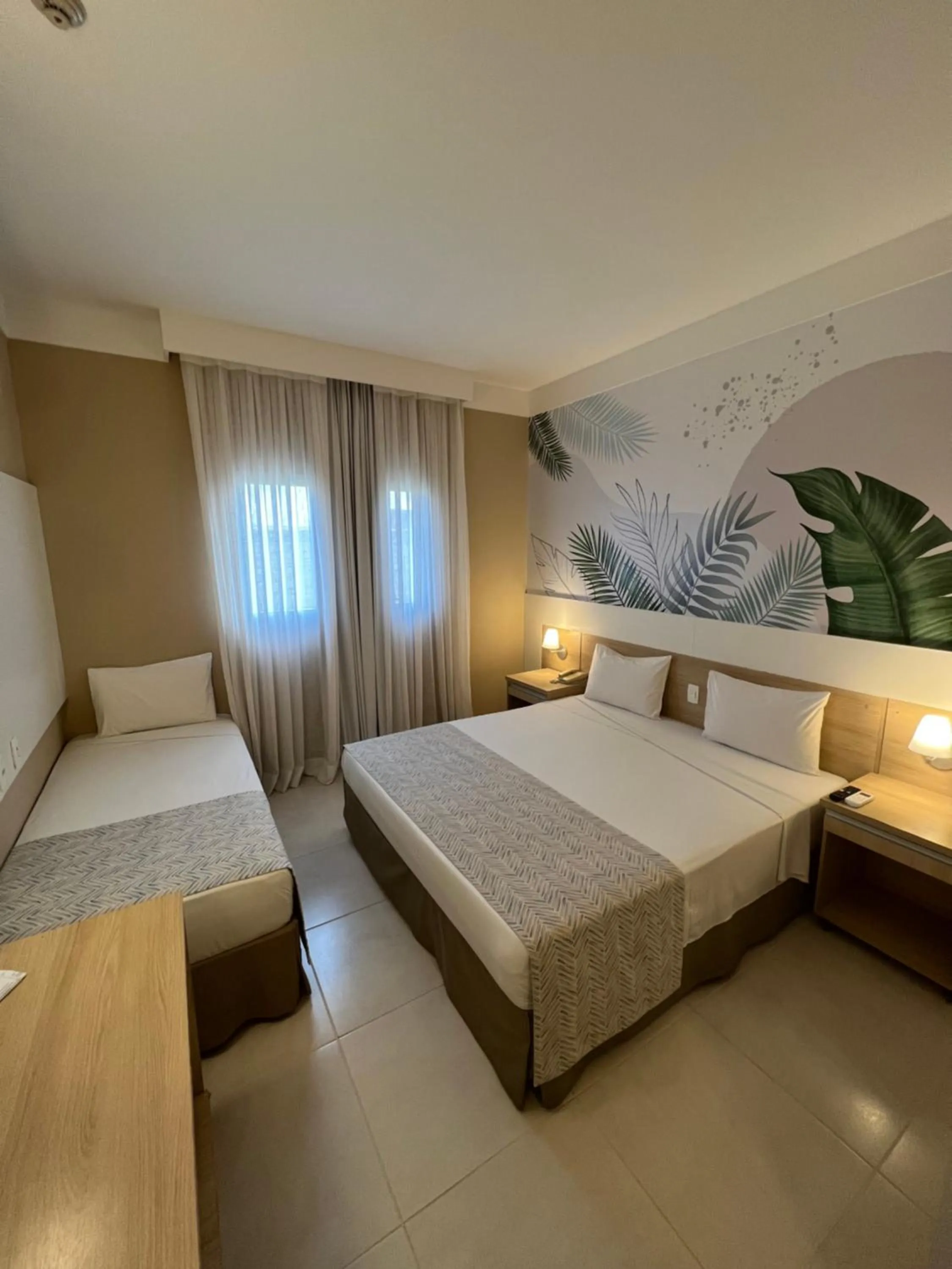 Standard Triple Room in Fildi Hotel