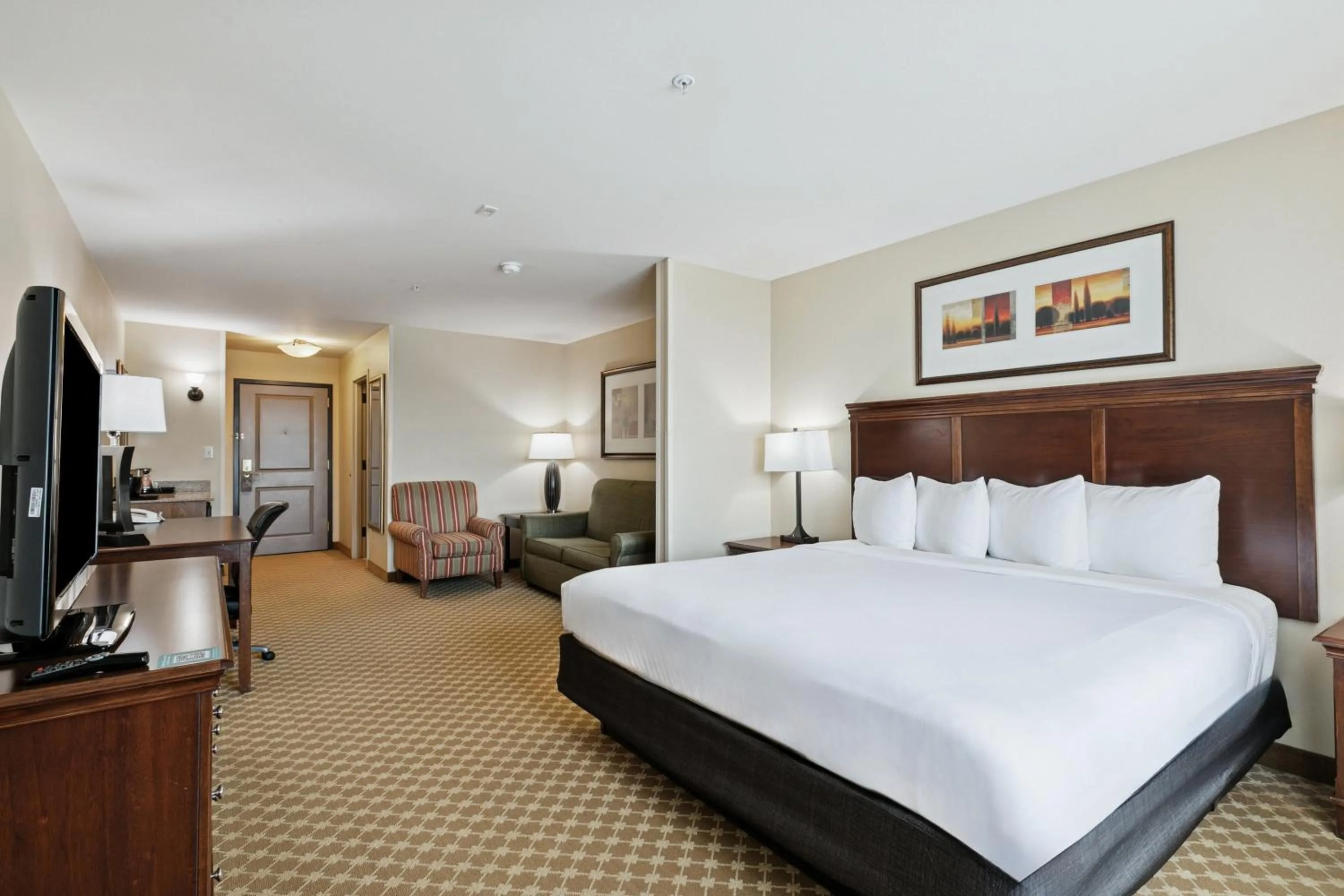 King Studio Suite with Sofa Bed - Non-Smoking in Country Inn & Suites by Radisson, Covington, LA