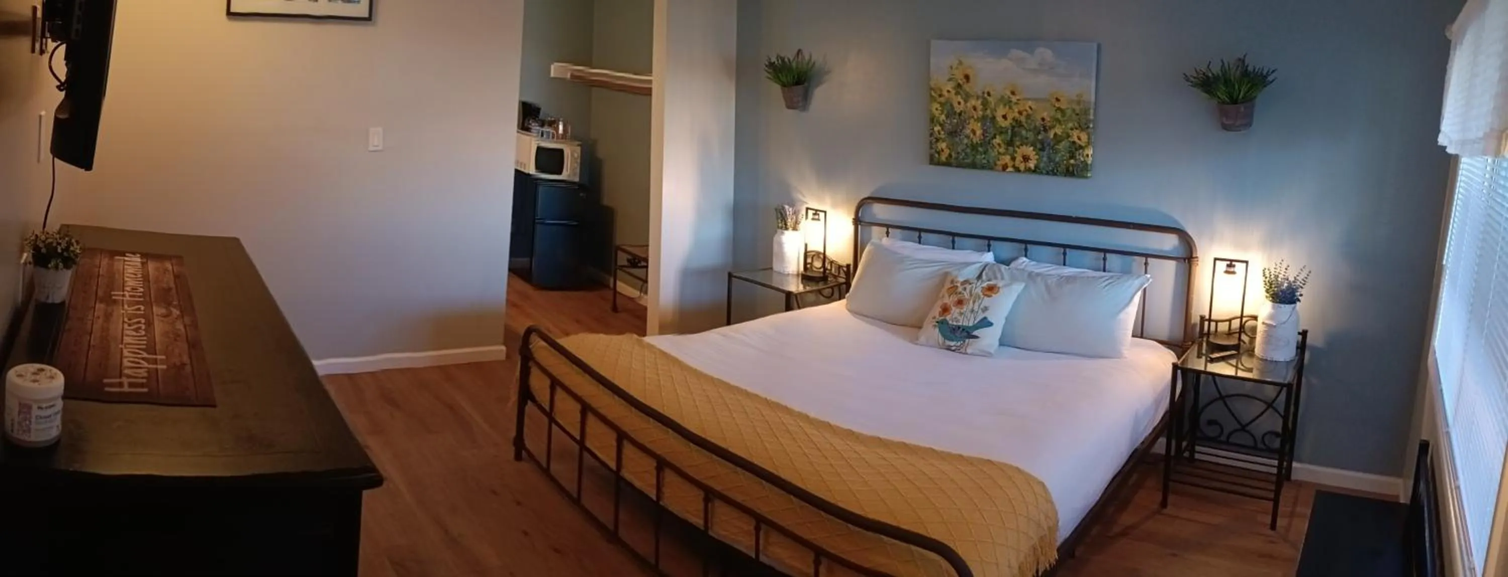 King Room in El Rancho Motel